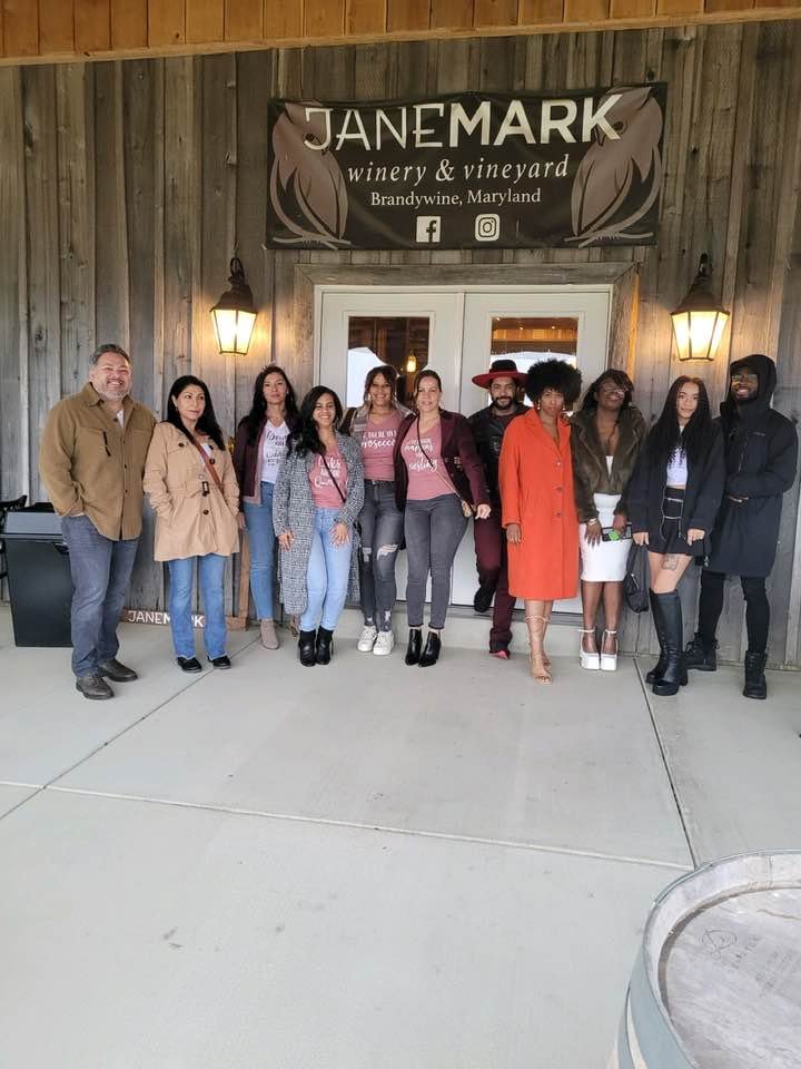 janemark group picture.jpg