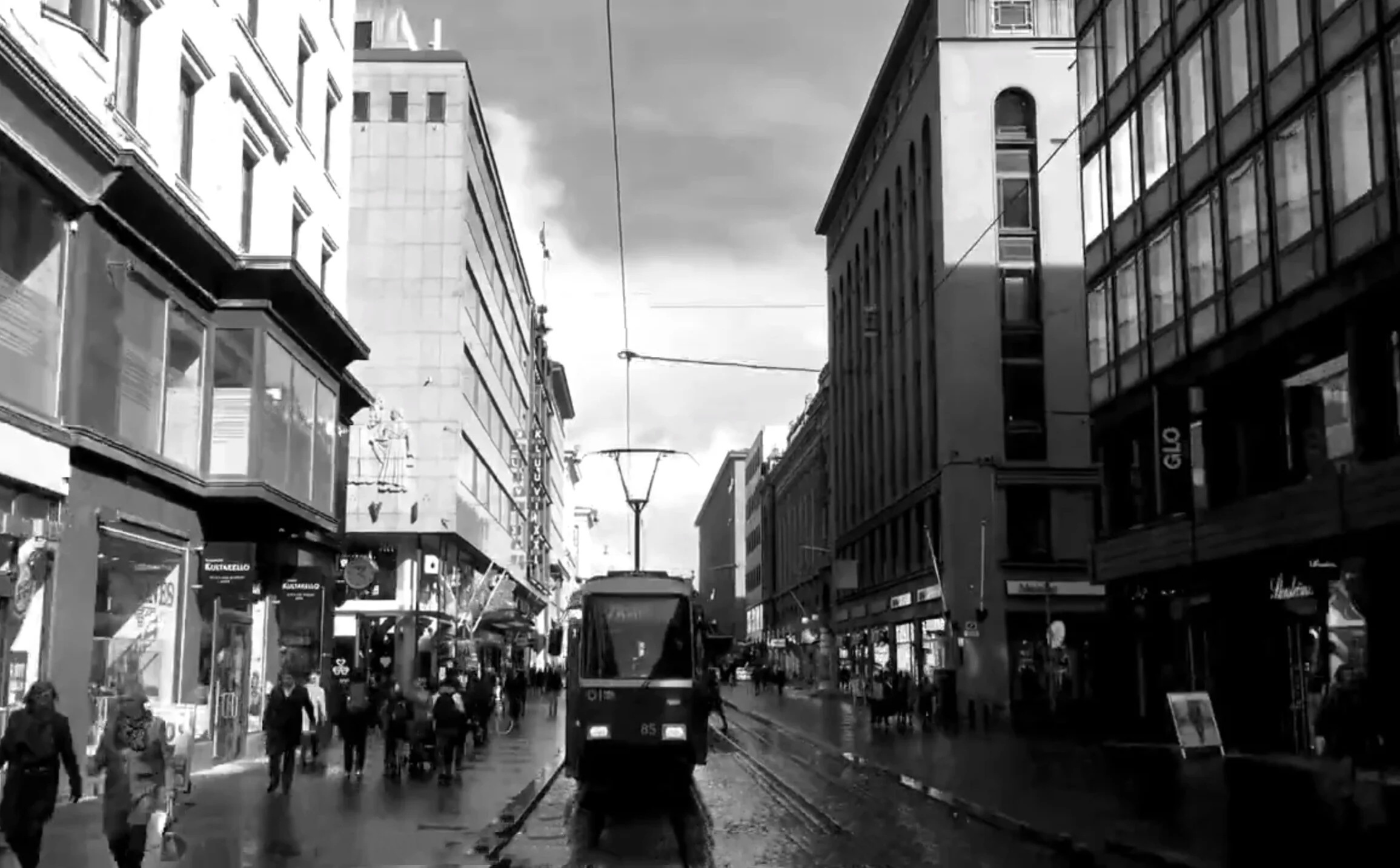 tram.jpg