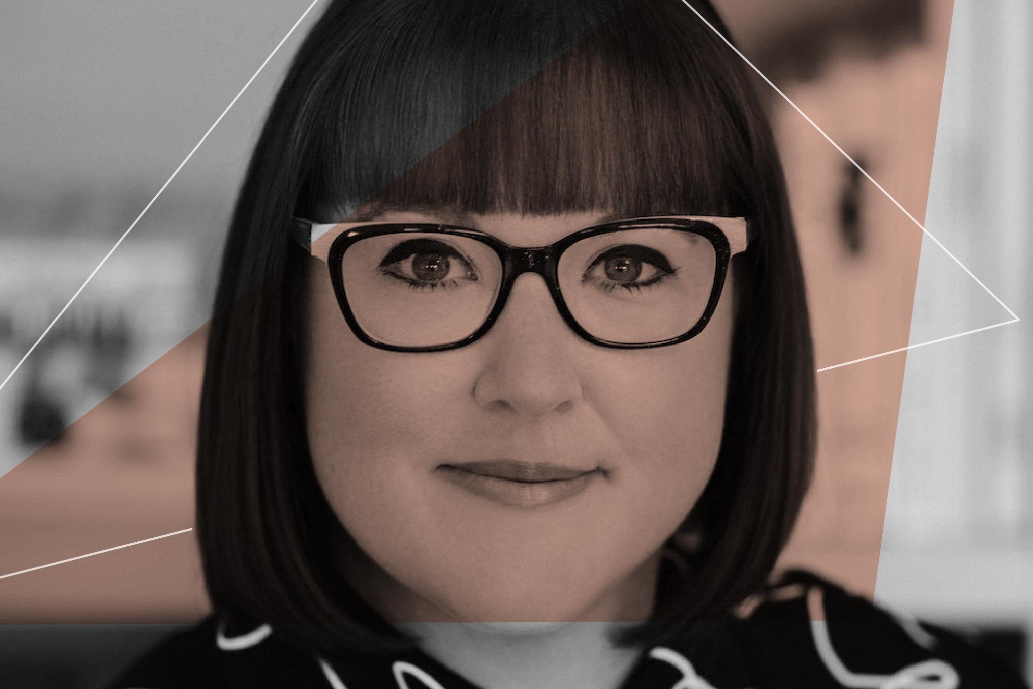 Actionable Insights: 10 Ways to Leverage Your Creative Skills to Become a Great Leader