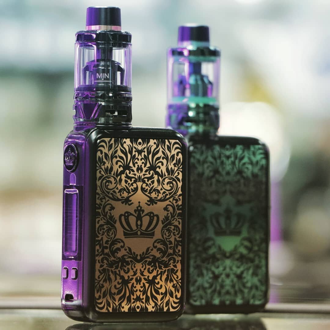 All hail the UWELL Crown IV 👑

With its zinc-alloy/stainless steel and leak-resistant build, this mod is equal parts beautiful and resilient. Plus, ergonomic buttons and a proprietary, responsive chipset make it a breeze to use. Wattage range: 5-200