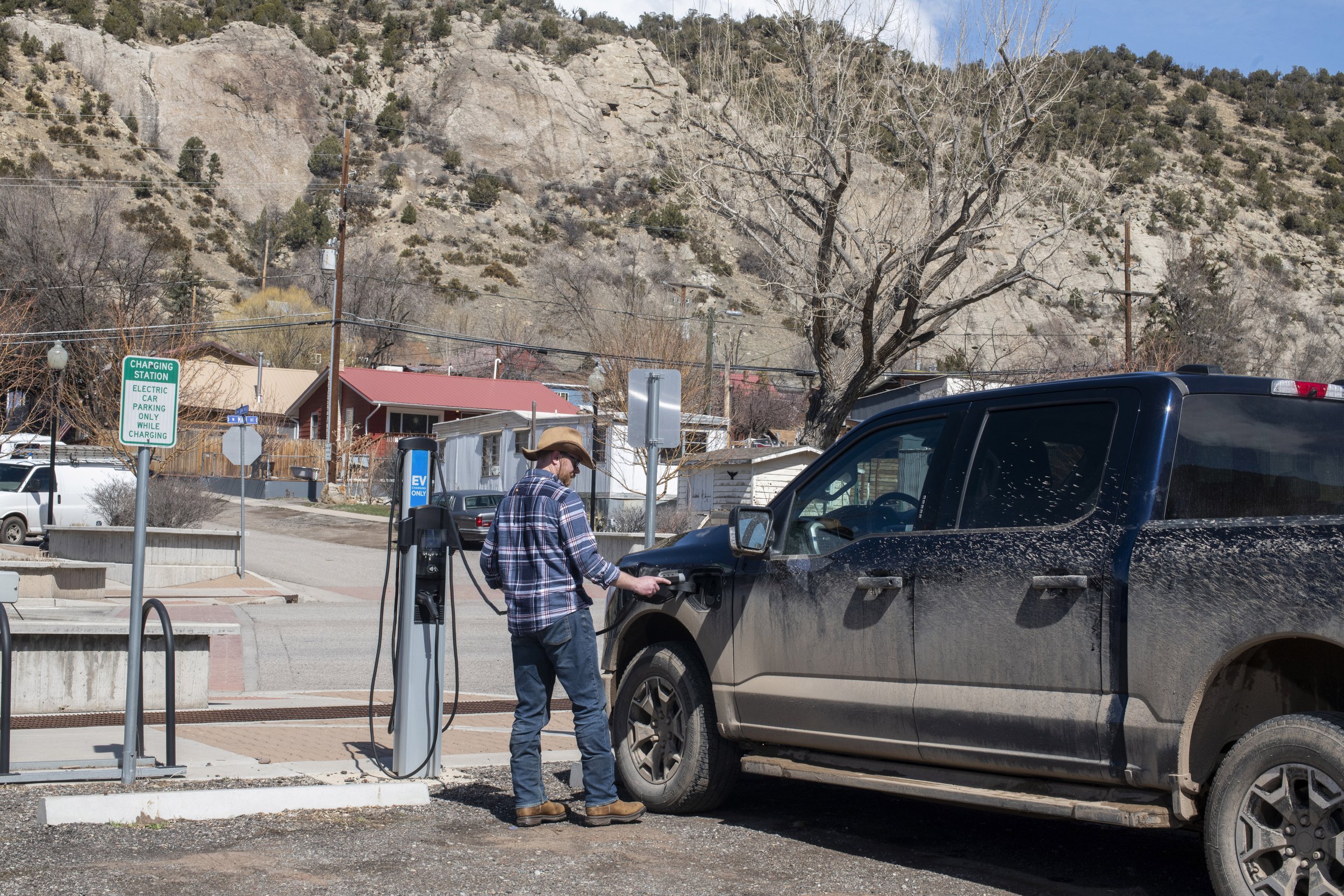 Ford F-150 Lightning_Ben Westby_Colorado_01.jpg
