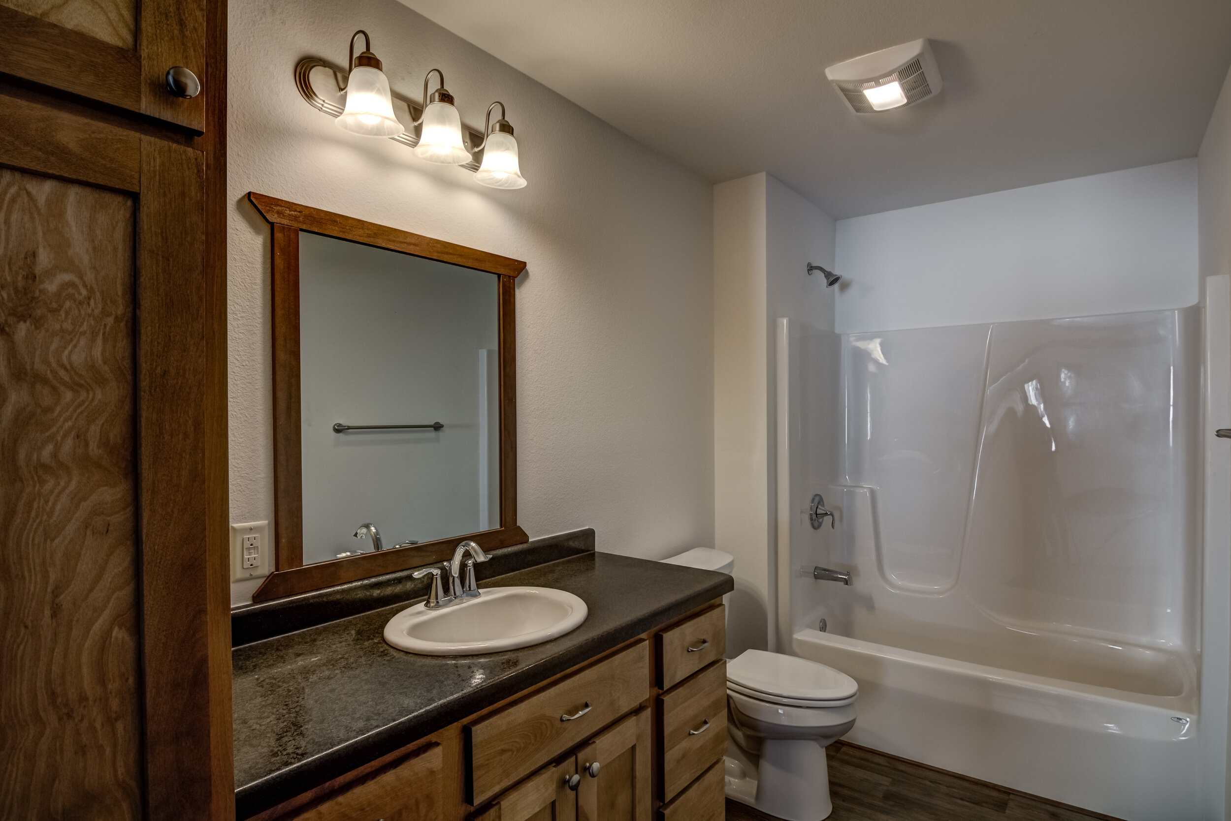 17-Call Kingwood Contractors LLC  (715) 533-3423.jpg