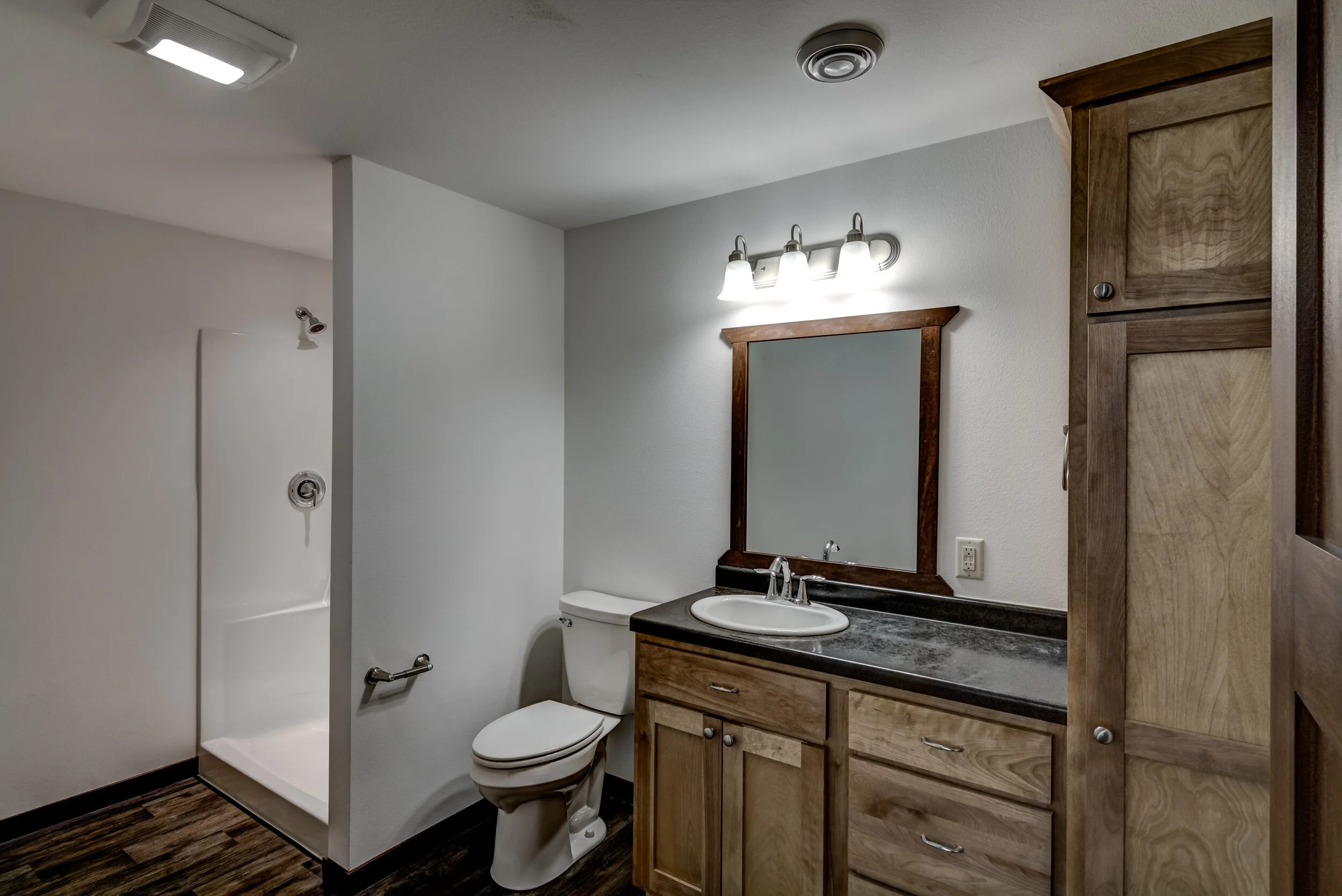 31-Call Kingwood Contractors LLC  (715) 533-3423.jpg