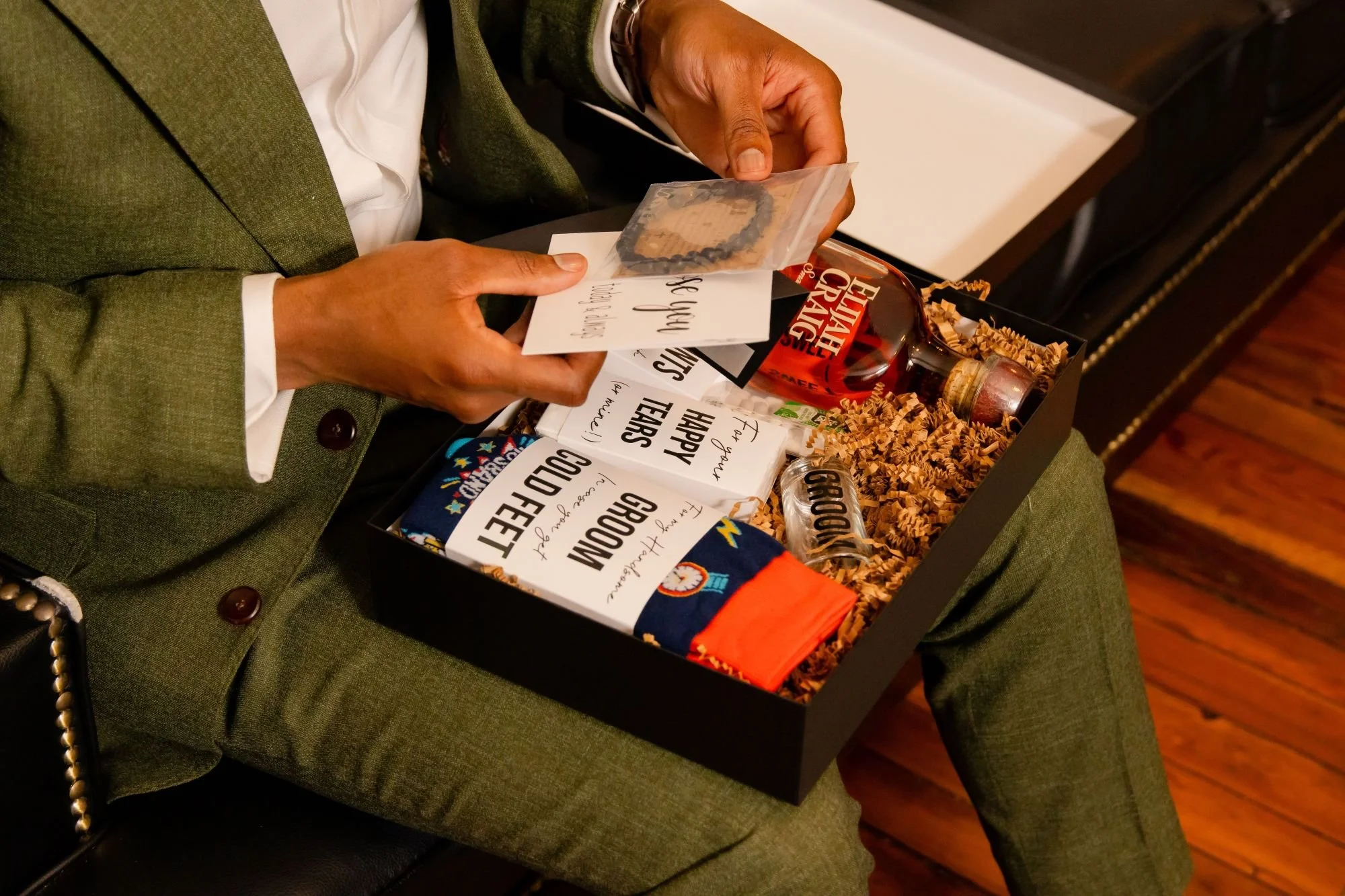 CHERINA & CHRIS-1157 smaller.jpg