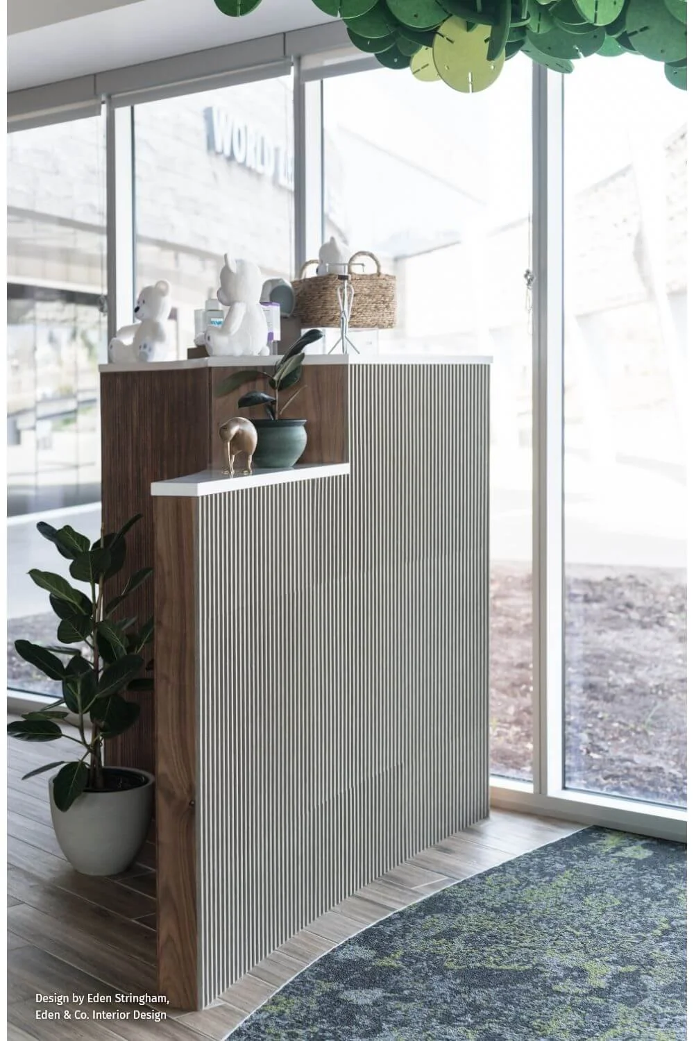 young-living-04.jpg