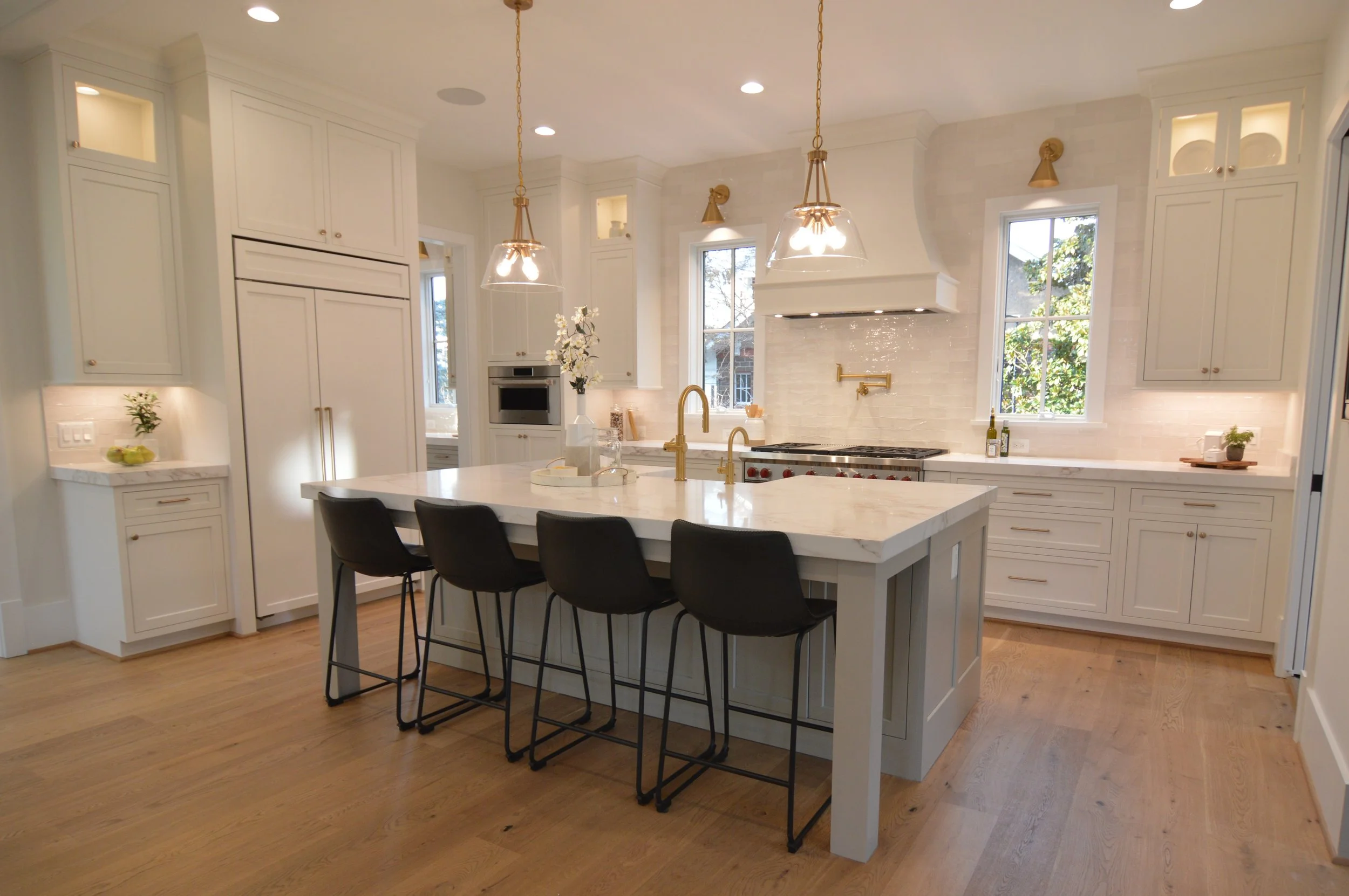 907 H (8) Cropped.JPG