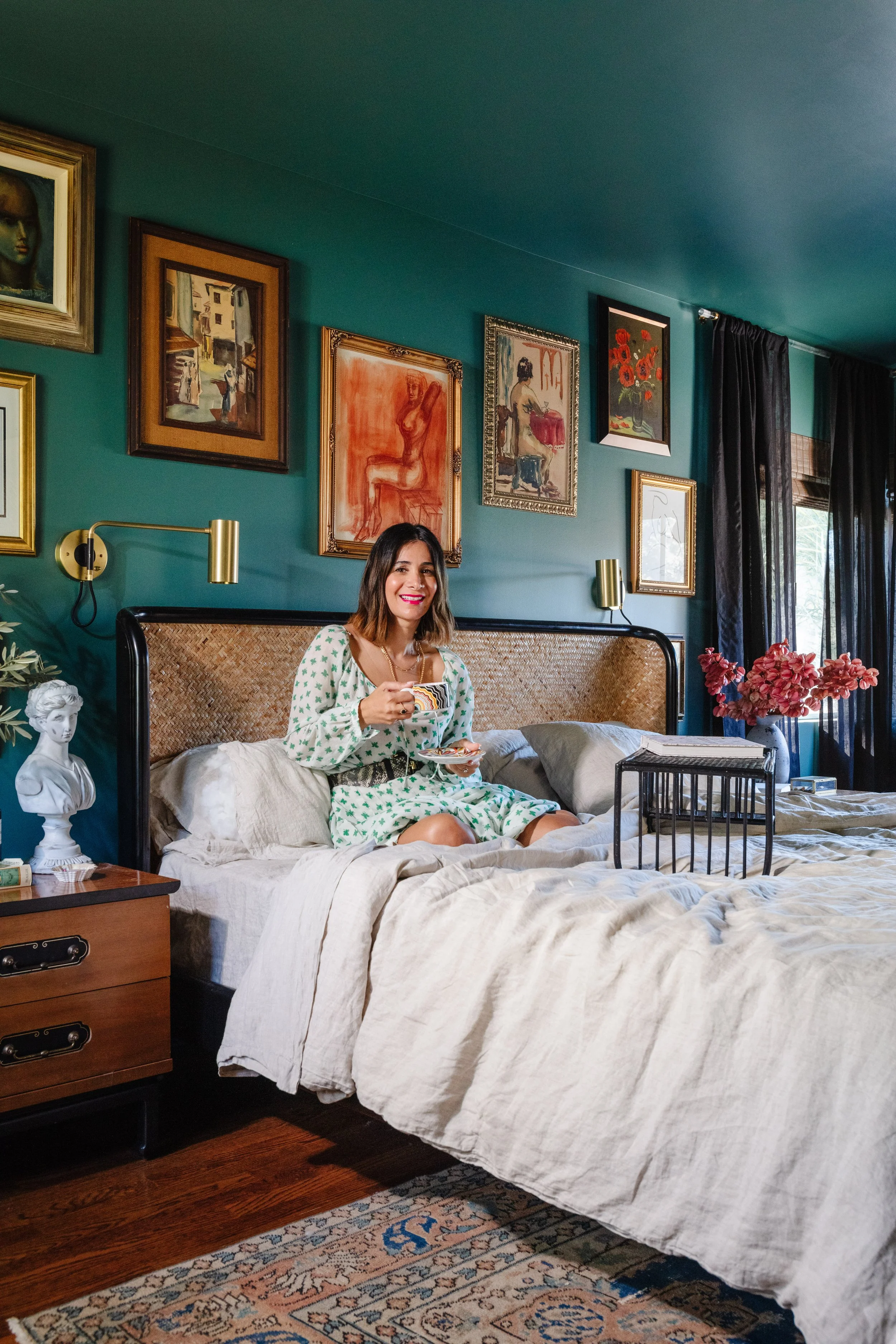 BedThreads_AnnetteVartanian_1015202120335.jpg