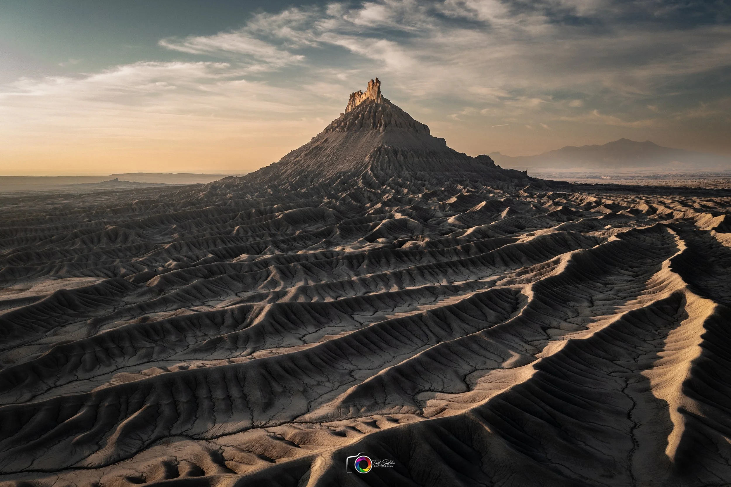 Contours (2024)