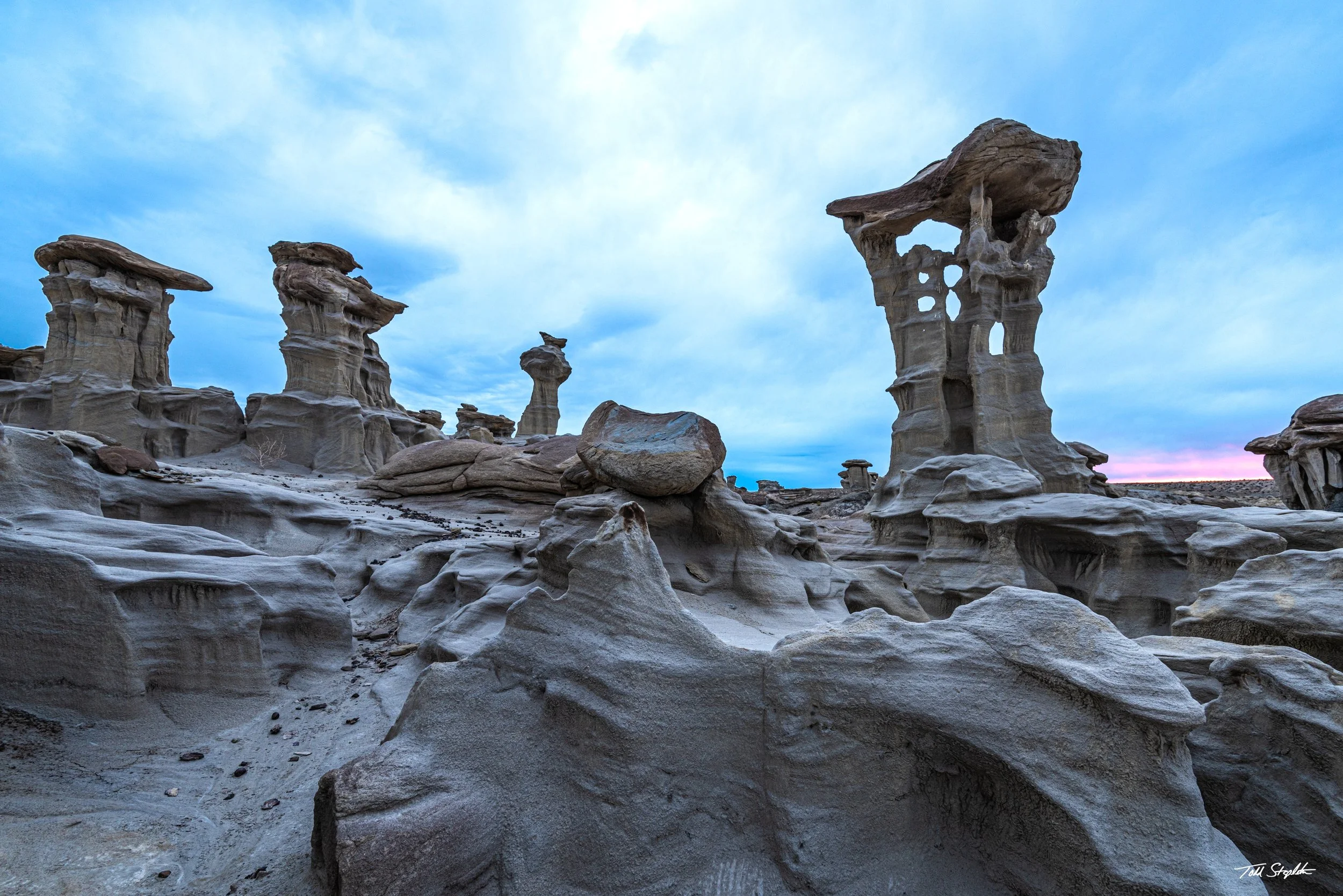 001 ALIEN SKY [Bisti 2023-8755].jpg