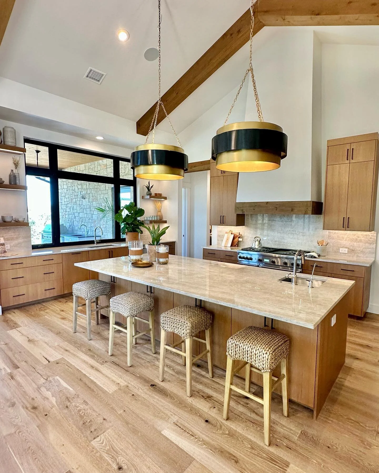 San Antonio, Texas &amp; surrounding areas 📍

As a local custom home builder with 27 years of experience, Lifestyle by Stadler custom homes has built over 300 custom homes in a variety of premier neighborhood communities throughout the San Antonio H