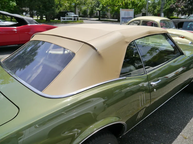 Moonlighting Auto Tops business photo