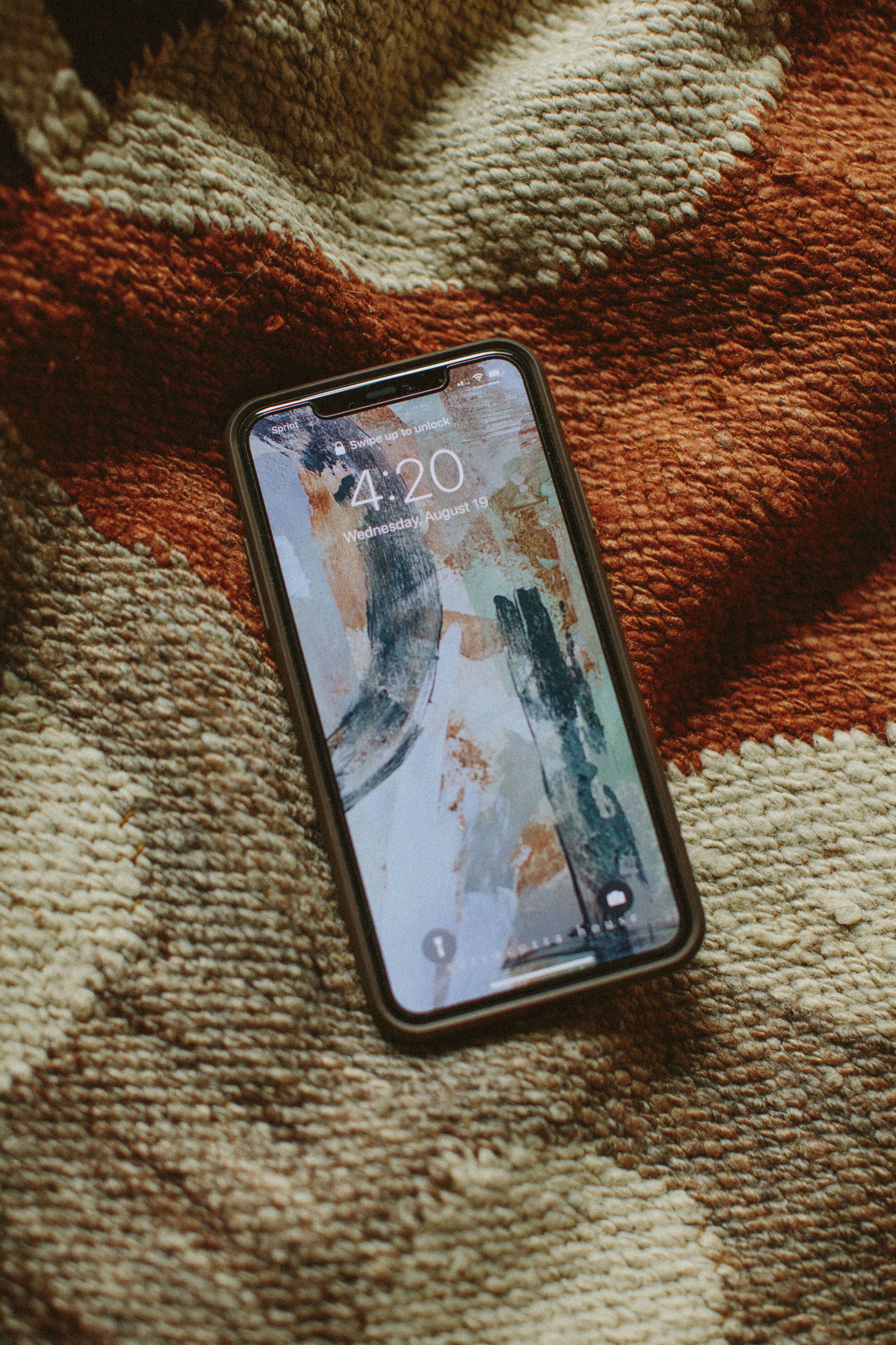 TCH-PHONE BACKGROUNDS- STYLED-601.jpg