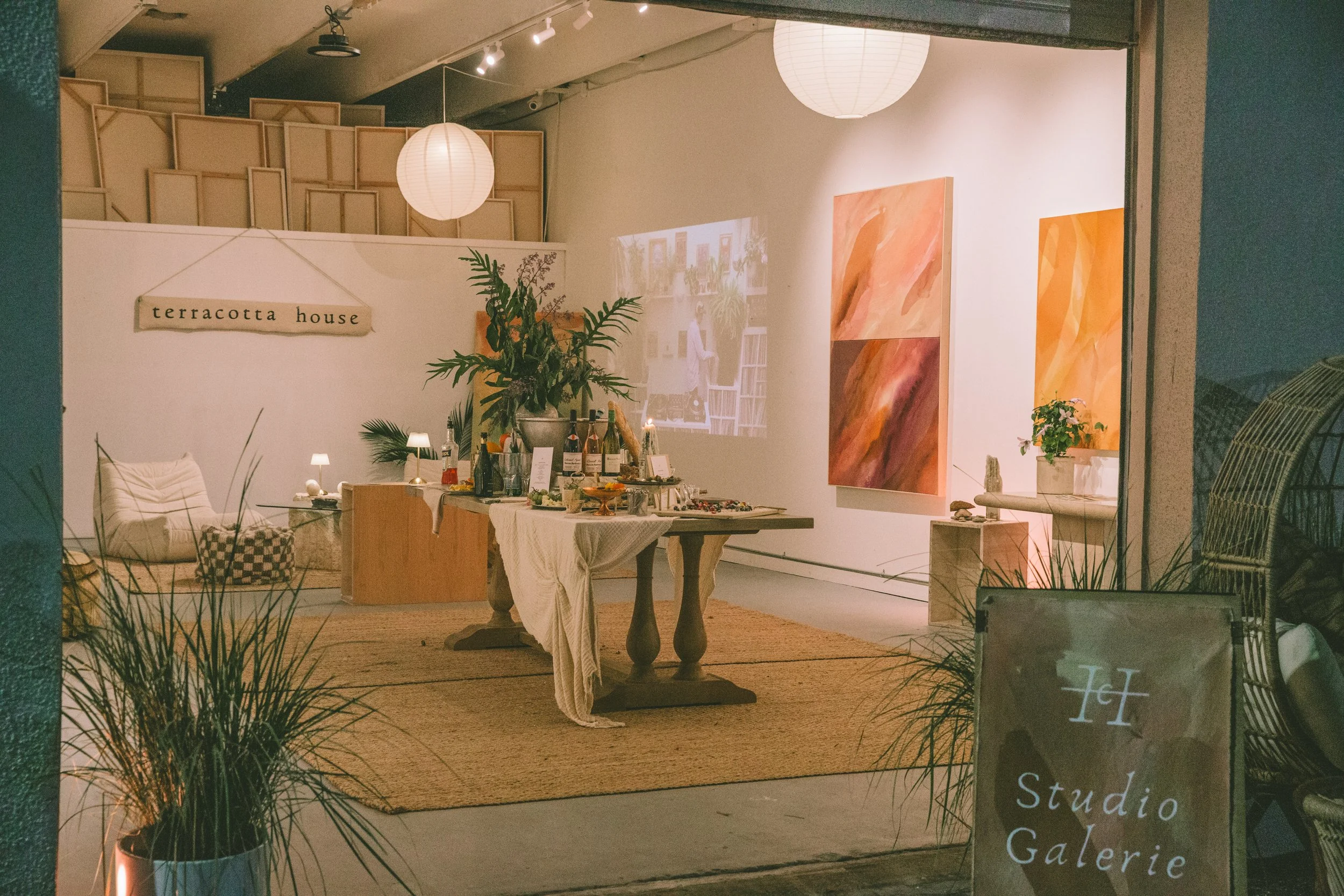 TCH SPRING STUDIO SOCIAL 26-0146.jpg