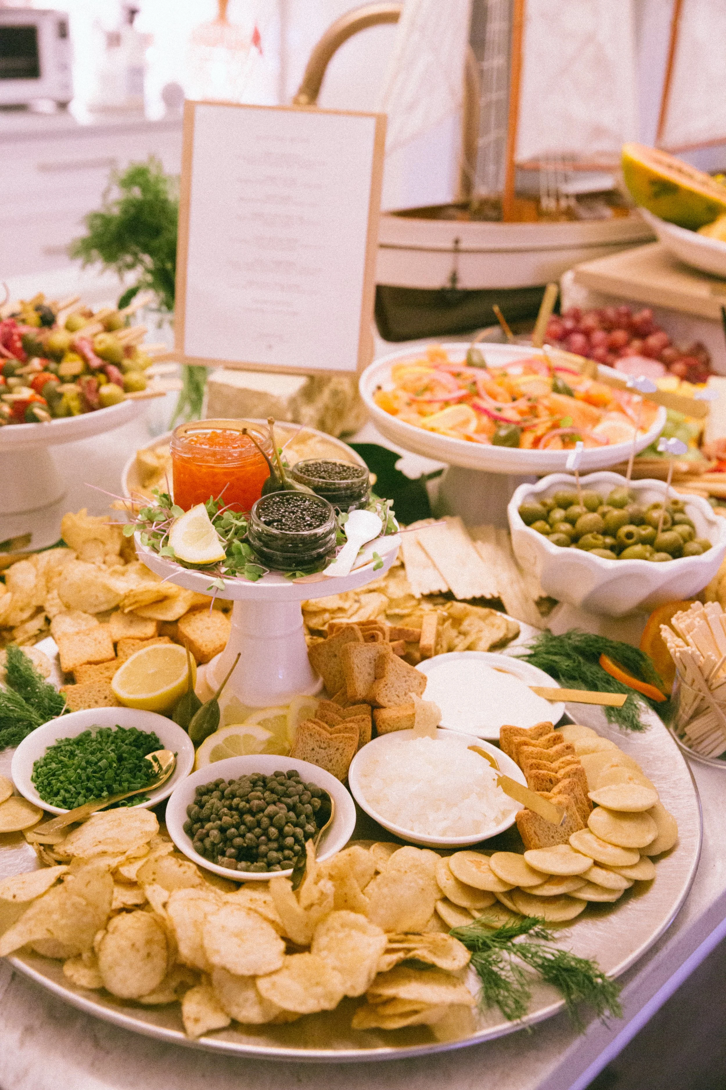 GALERIE_TABLE_SPREAD_09_19_26-8135.jpg
