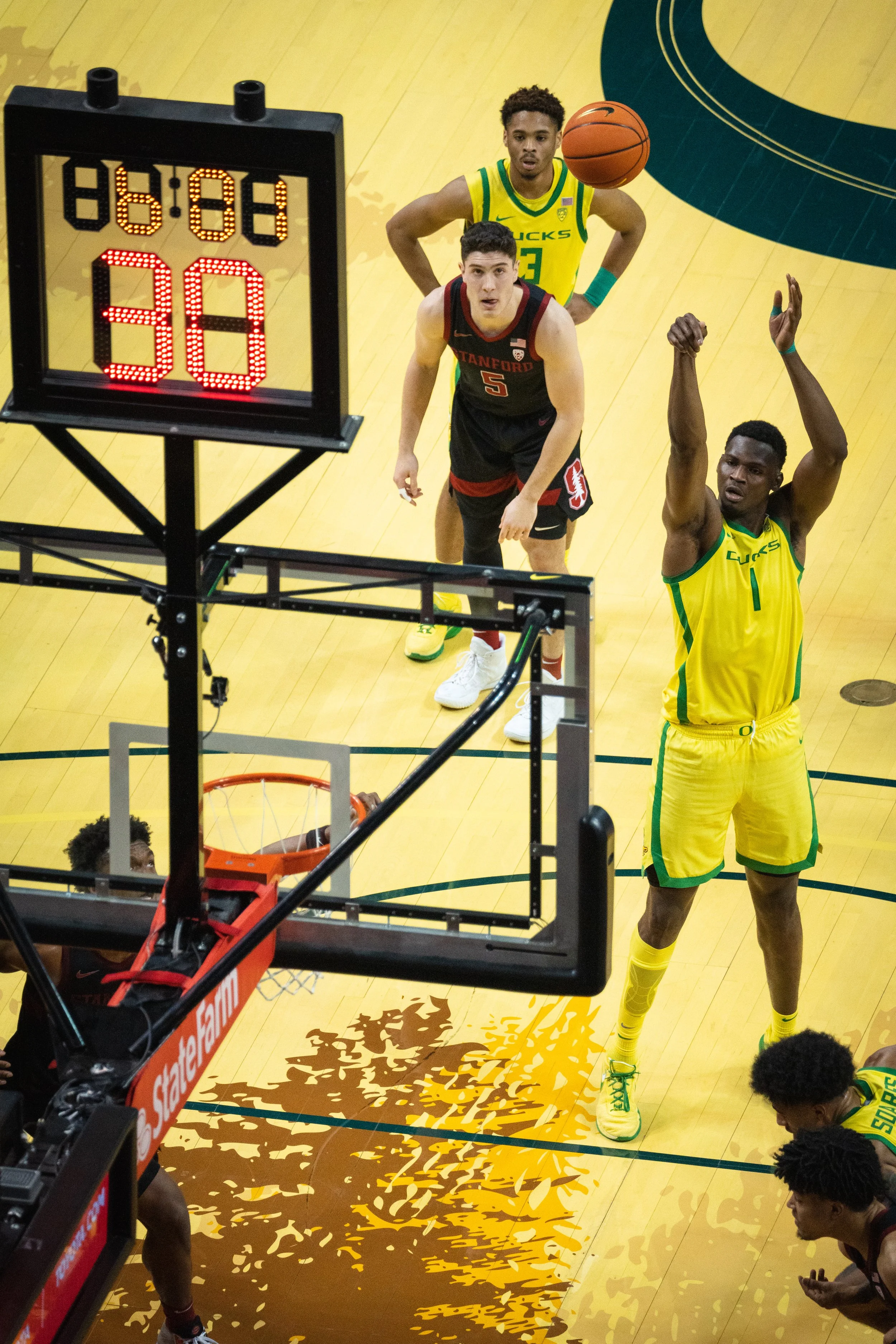 UOBasketballGameMarch4th2023Website_003.jpg