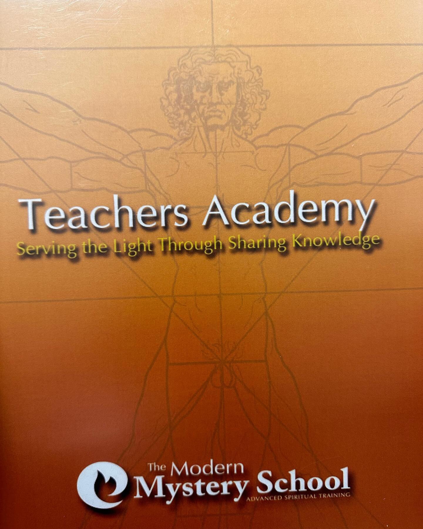 Looking forward to Day 3 of Teachers Academy! Becoming a teacher in this lineage is a level of joy I didn&rsquo;t  anticipate.
👑👑👑