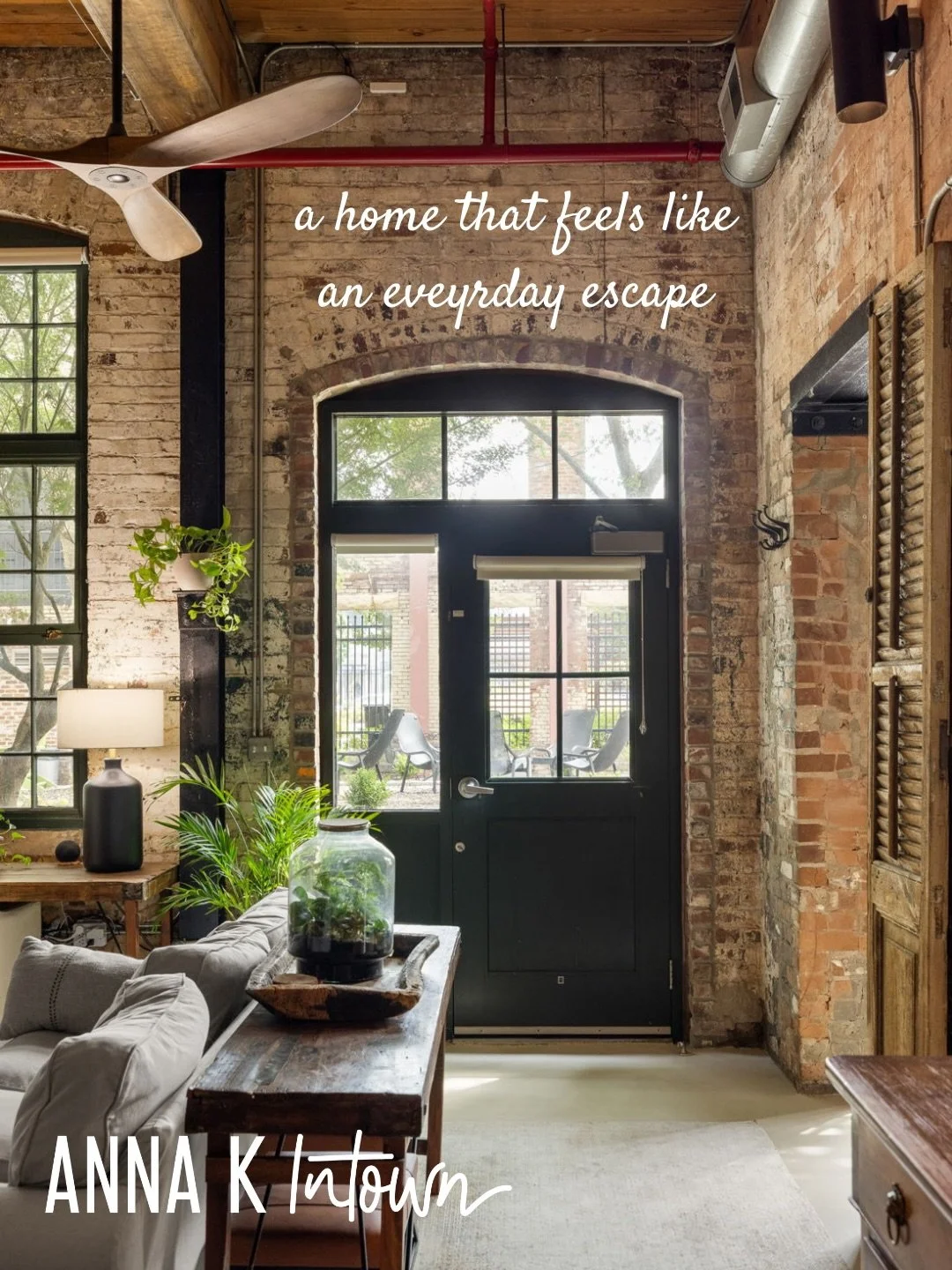 A home that feels like an everyday escape ✨

🏡170 Boulevard SE #F104

Step into a loft that perfectly balances historic character, modern updates, and effortless style in one of Atlanta&rsquo;s most iconic communities &mdash; The Stacks in Cabbageto