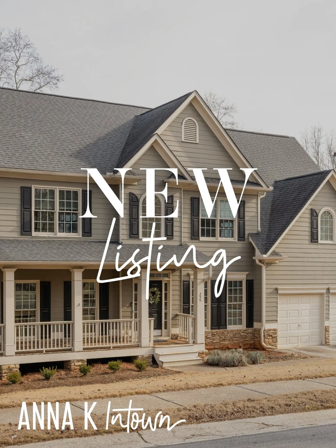 New Listing in Dallas ✨

🏡  255 Southshore Lane

Set on the lake, this home offers peaceful water views and a setting that immediately slows the pace. A covered front porch and generous front yard create a warm first impression, leading into a soari