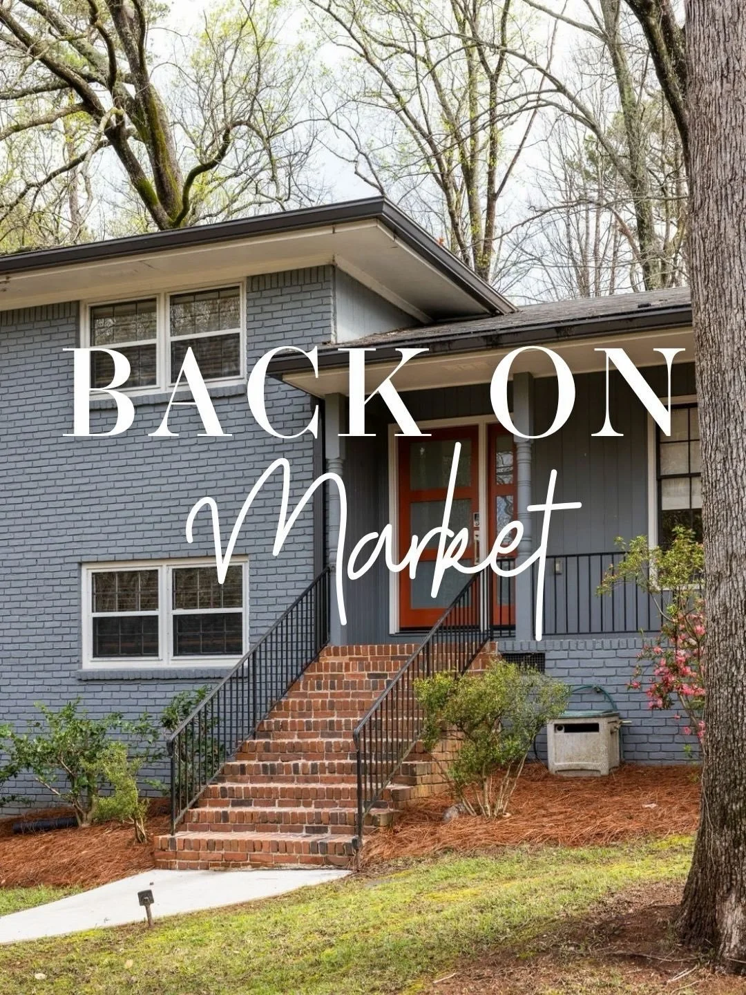 Parkwood Living, Effortless and Inviting ✨ 
Step inside and feel how naturally this home lives. Fresh paint, recently refinished floors, new carpet on the lower level, and a newer roof create an immediate sense of ease. Every detail feels cared for, 