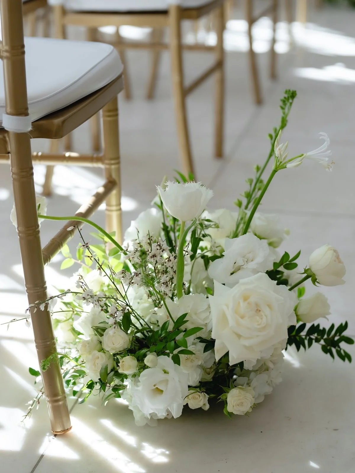 white ailse adorment.jpg