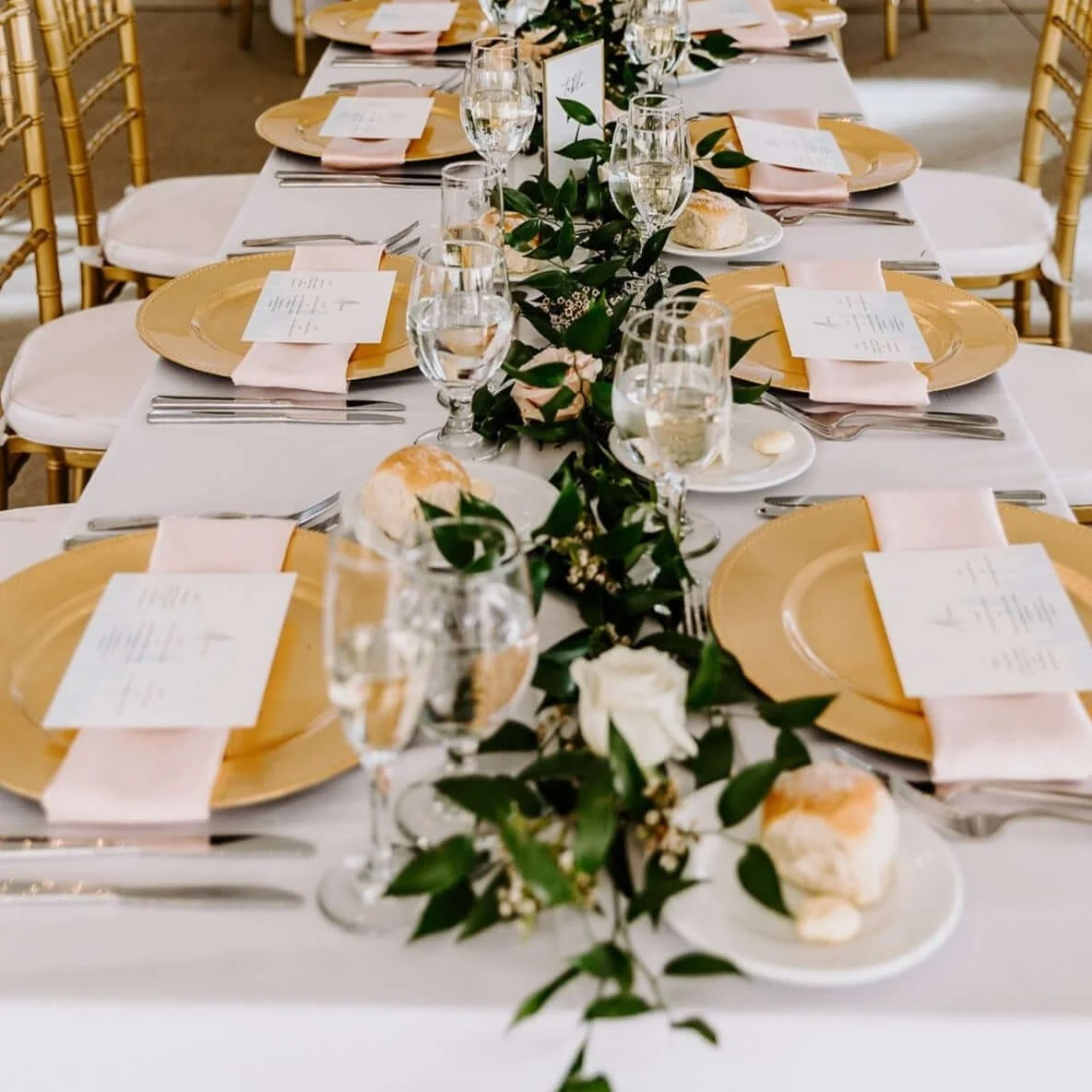 table_with_greens_2048x.jpg