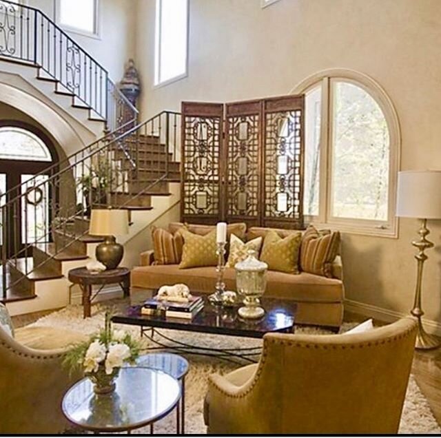 Throwback Thursday....This is a house we designed the interiors nearly 10 years ago!  Where does the time go. -
-
-
-
-
-
-
#olyfurniture #mediterraneanstyle #eclecticdecor #custommade #interiordesign #ladesigner #southbaydesigner #manhattanbeach #tr