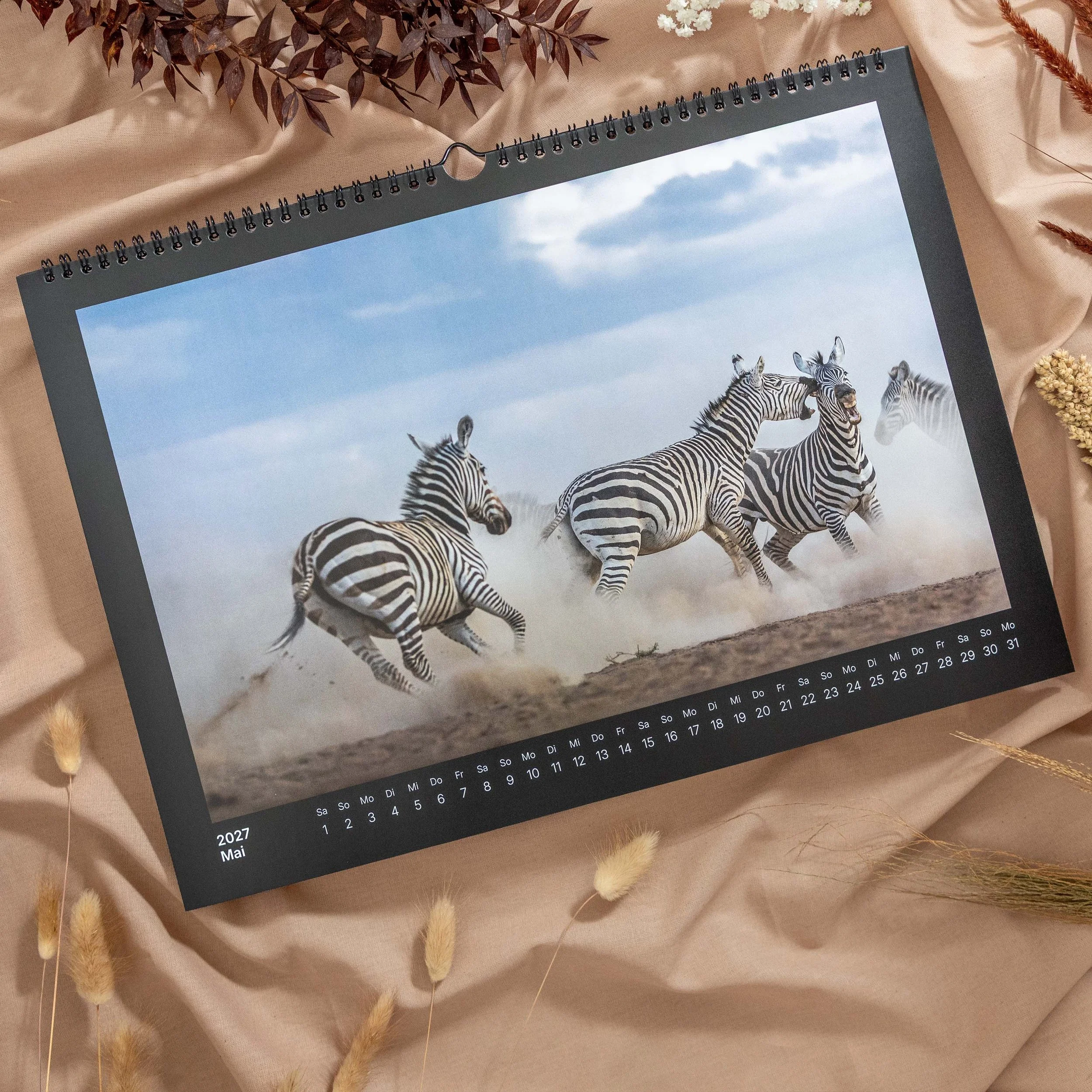 product-image-calendar-2027-03.jpg