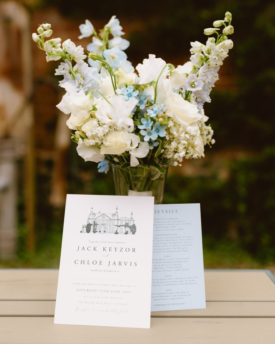 Beautiful blues!

We have seen more of pale shades of blue sneaking into wedding palettes recently, gentle soft hues perfect for a wedding celebration!

Invitations featuring an illustrated @norfolkmead and personalised menus for Jack &amp; Chloe.

@