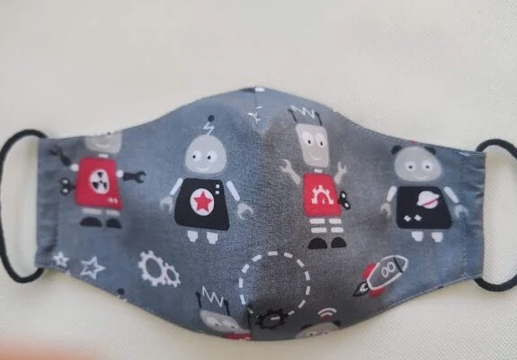 patchgraci-mascarilla-forma-robots.jpg