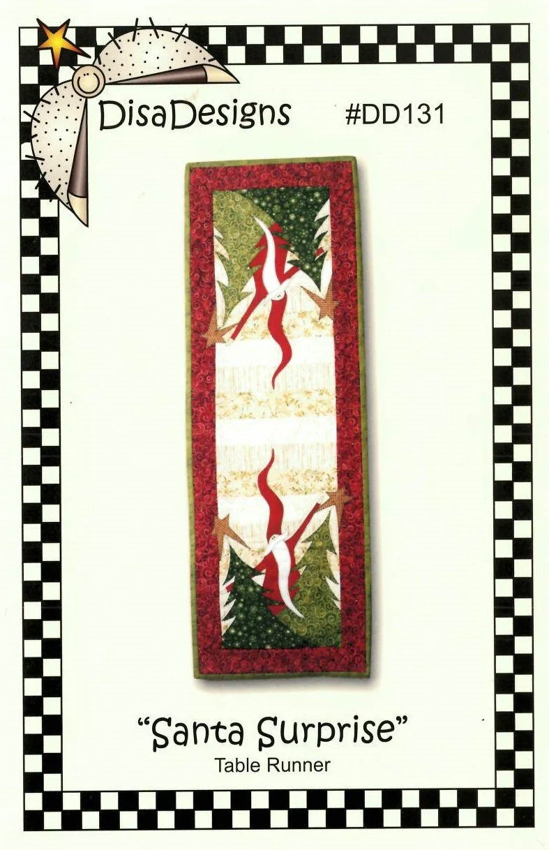 patchgraci-santasurprise-tablerunner.jpg