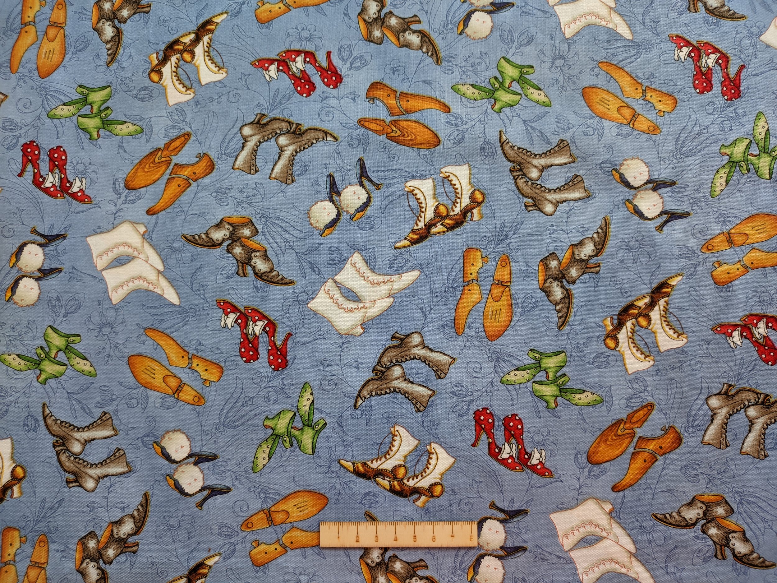 patchgraci-tidingsofgreatjoy-jweckerfrisch-zapatos.jpg