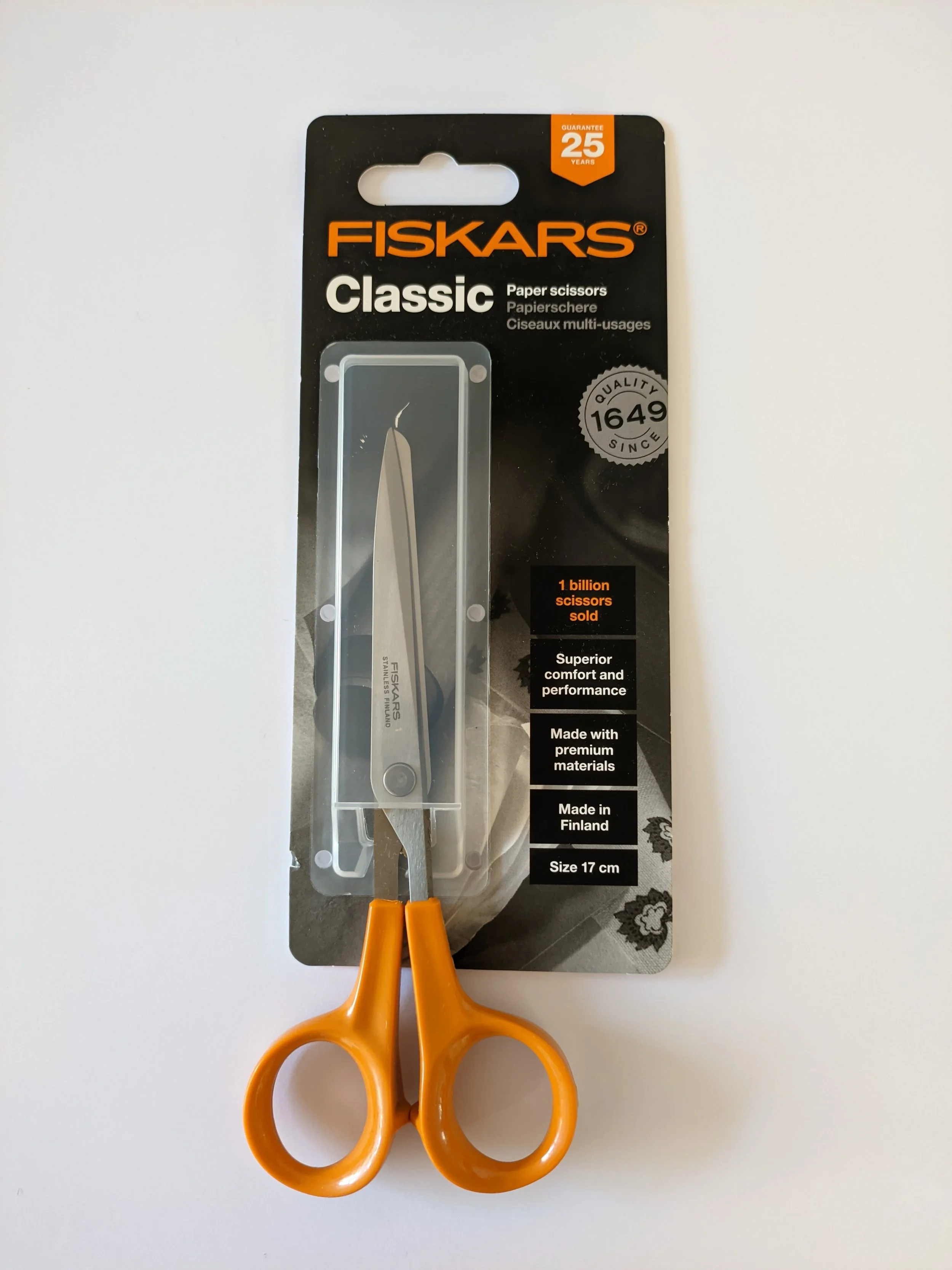 TIJERA FISKARS DE BORDADO CURVADAS 10CM