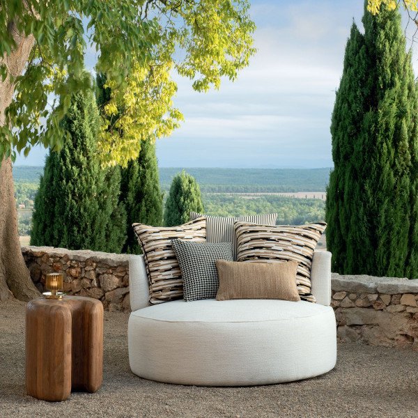 &Eacute;CHAPP&Eacute;E Indoor/Outdoor Collection from @misia_paris | Allow yourself to be seduced by the scent of the Mediterranean. This collection has its roots in a beautiful island: Corsica. 
#tothetrade #residentialdesign #textiles #fabric #upho