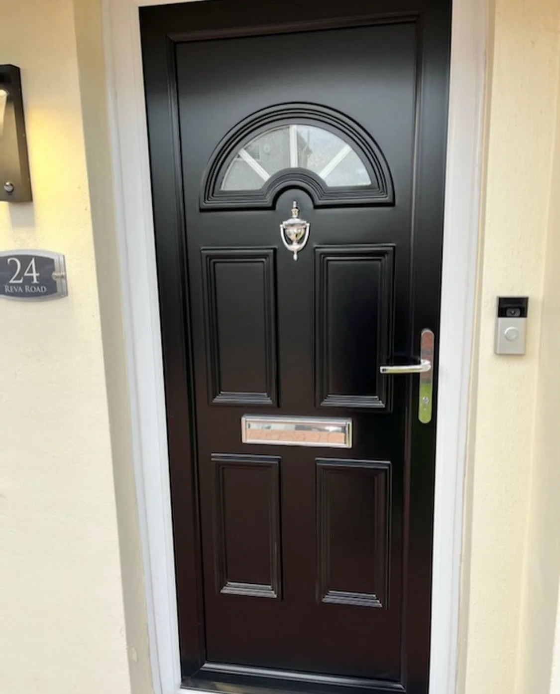 💵 - Up to 90% cheaper than replacing
👨🏽&zwj;🎨 - Variety of colours and finishes
💎 - Flawless factory finish
👷🏽&zwj;♂️ - Minimal disruption
🎨 - Long lasting durable coating

📞 0800 470 0990
📲 0796 076 4671
💻 info@upvcsprayworks.co.uk

Call 