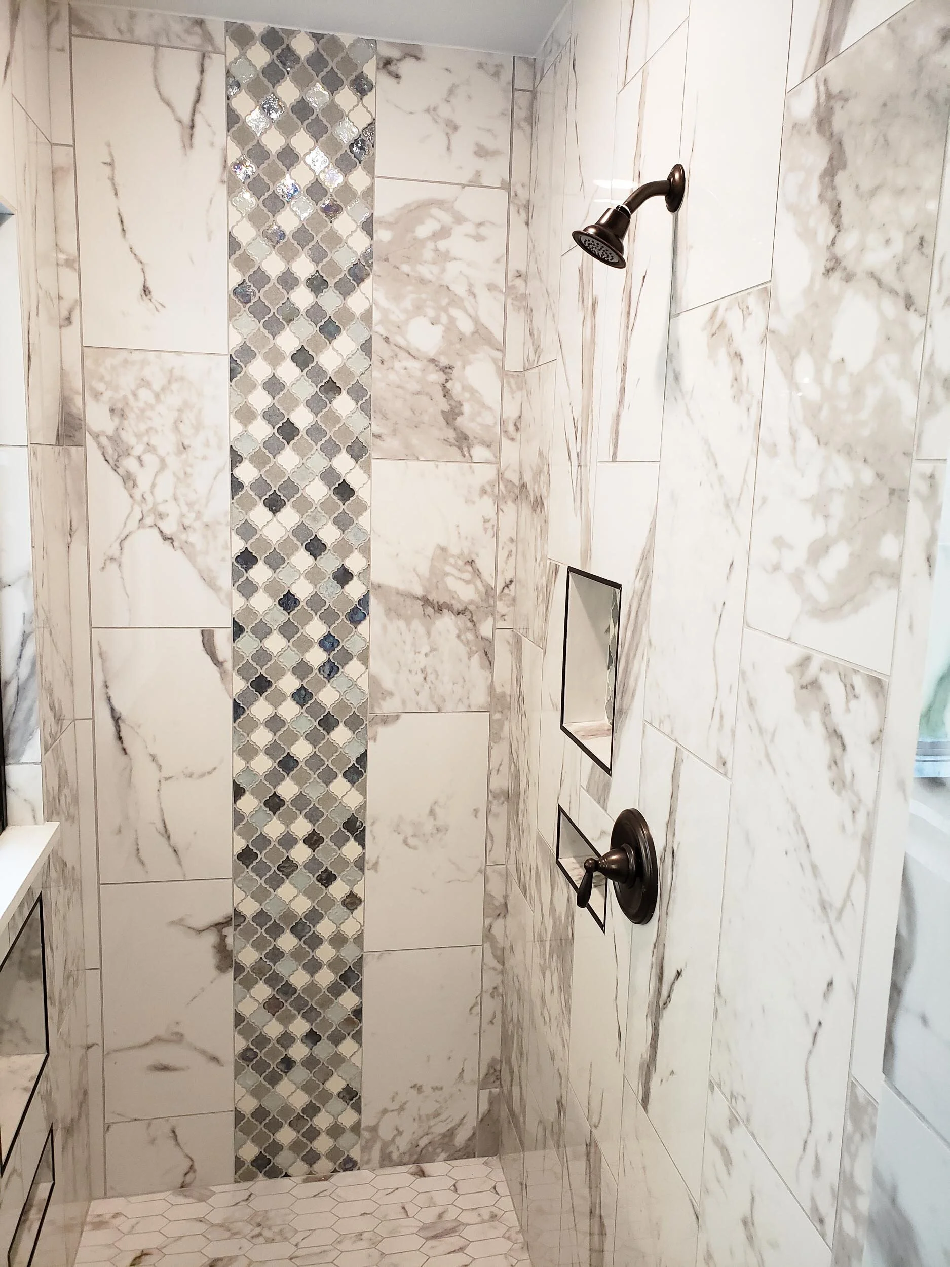 Master bath 3.jpg