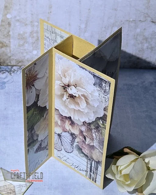 Faded Botanicals Tower card Top view lowres.jpg