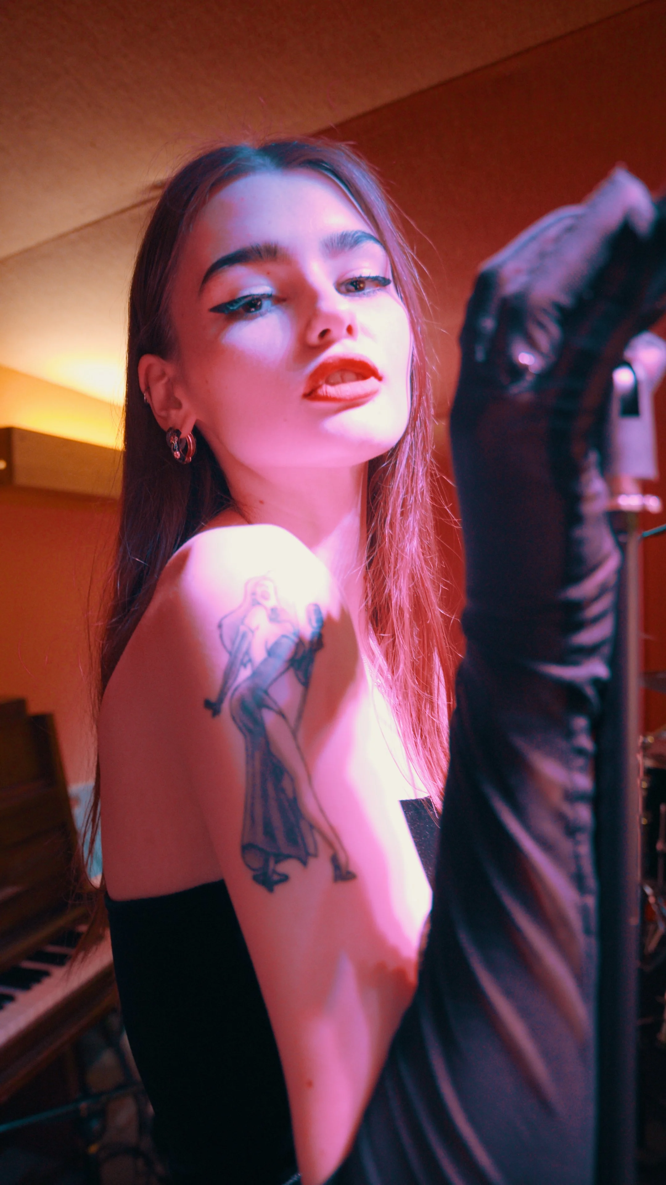 Nested Sequence 01.00_00_10_06.Still004.jpg