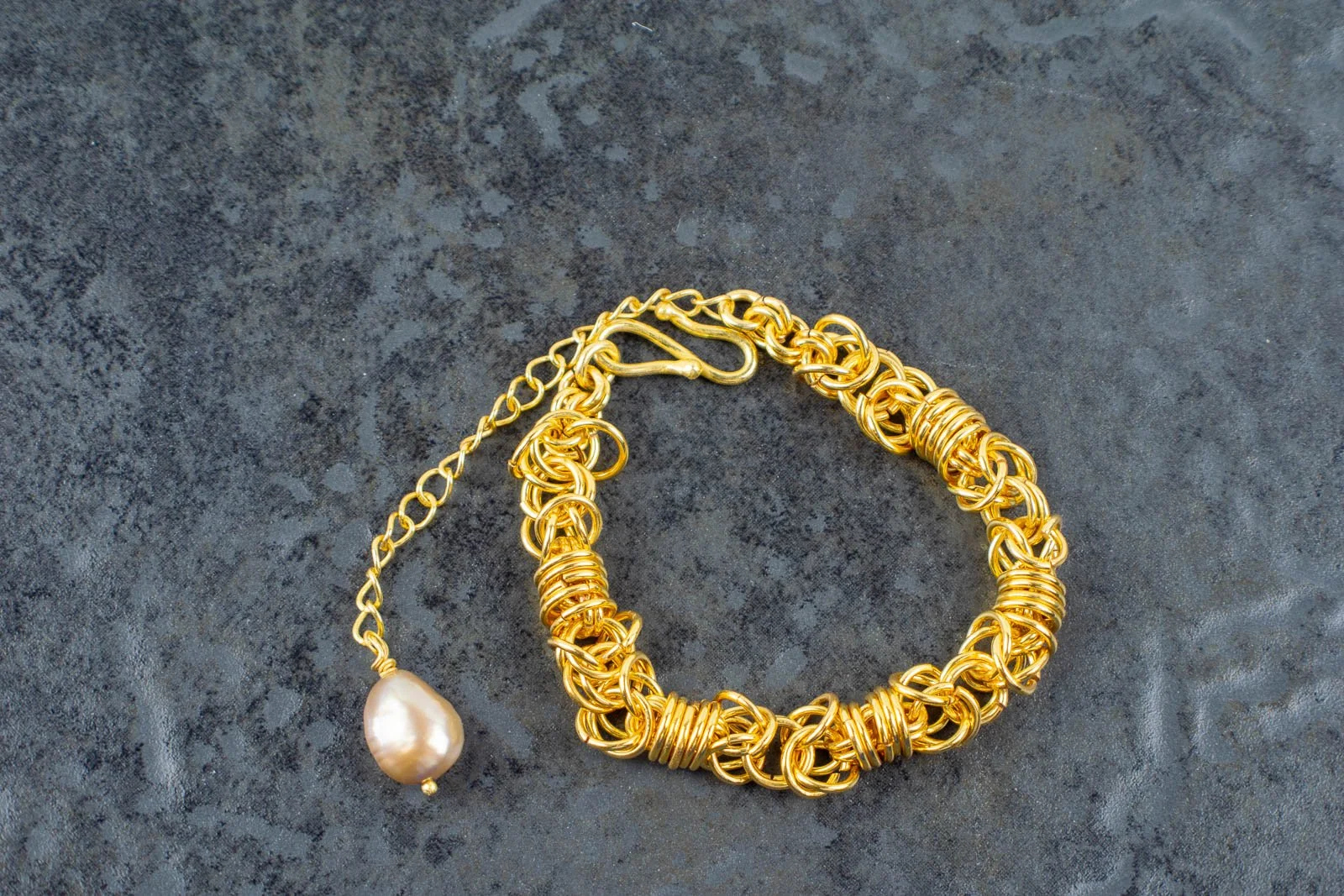 Byzantine with capured barrel with pearl-2.jpg