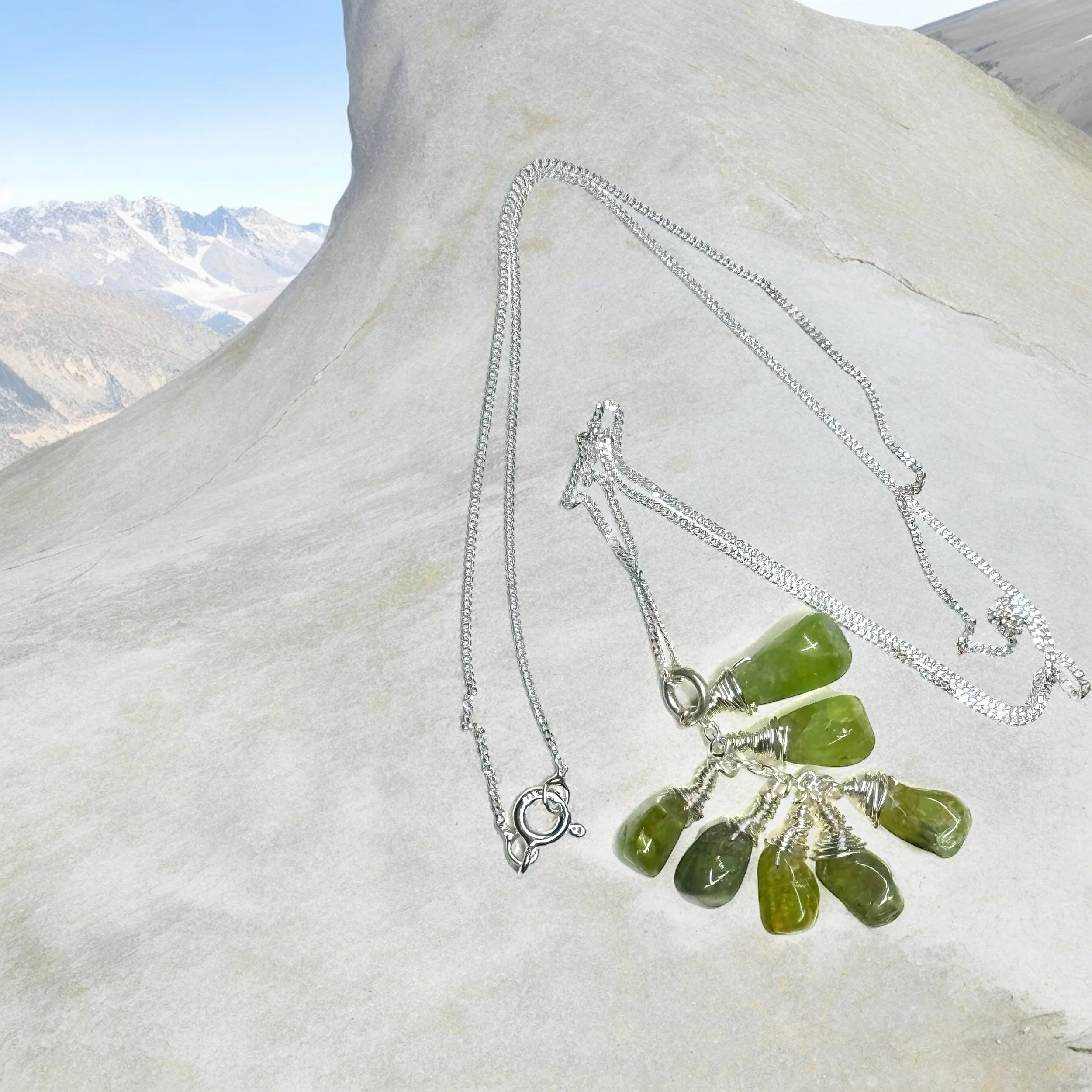 Seven Stone Peridot Necklace
