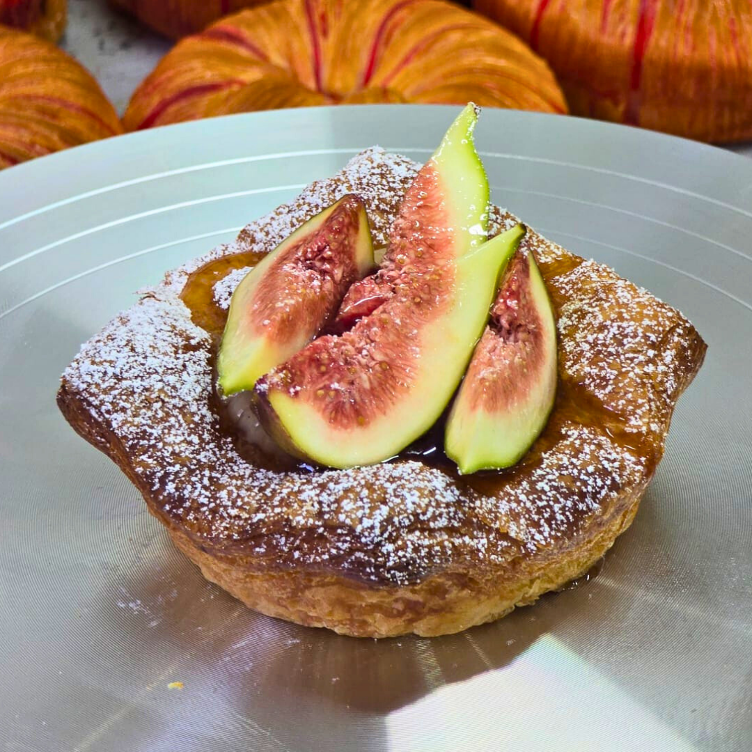 Fig Raspberry Cream Danish.png