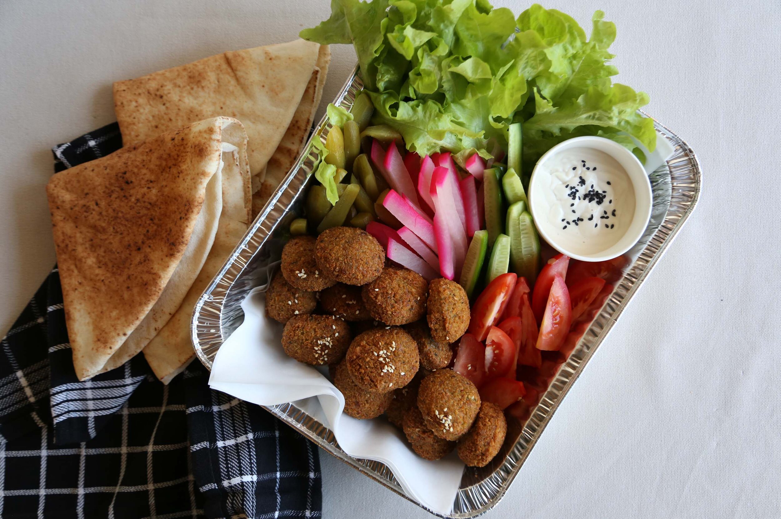 Falafel platter