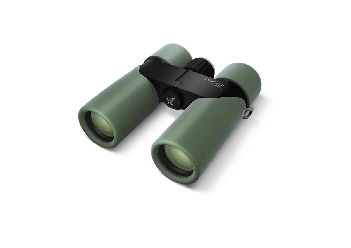 K25_CL_Companion_8x30_Mountain-Green_01_Lead_RGB.webp