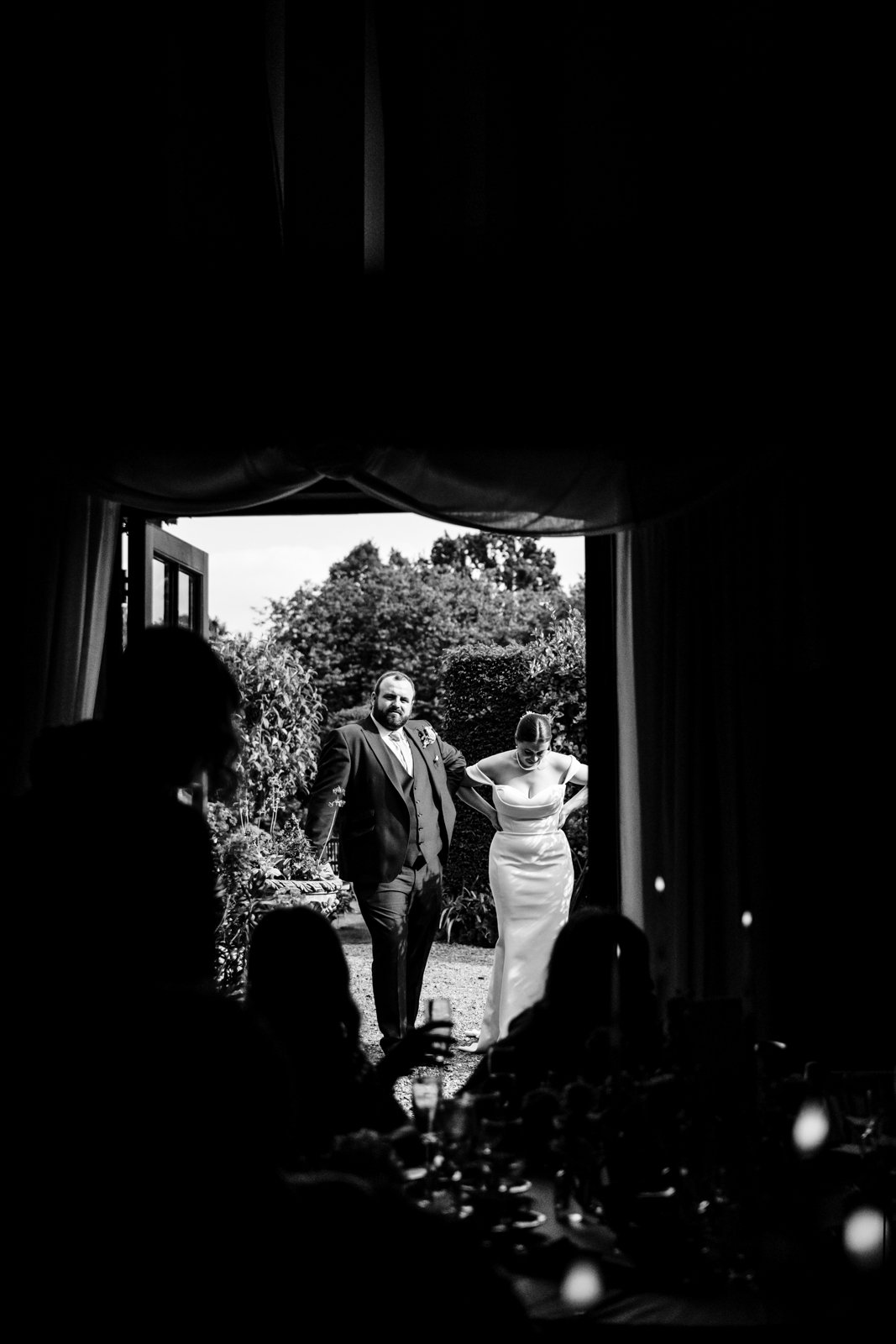 Chenies_Manor_House_Venue_Wedding_Photography_Emily_Renier-16.jpg