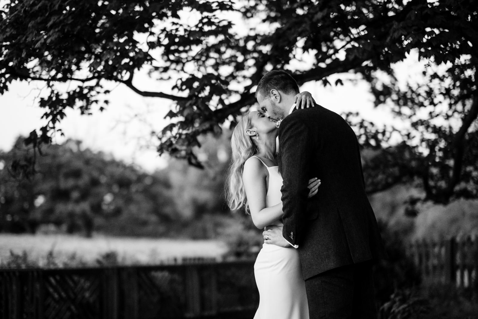 ThePriory_Little_Wymondley_Wedding_Photography_Emily_Renier31.jpg