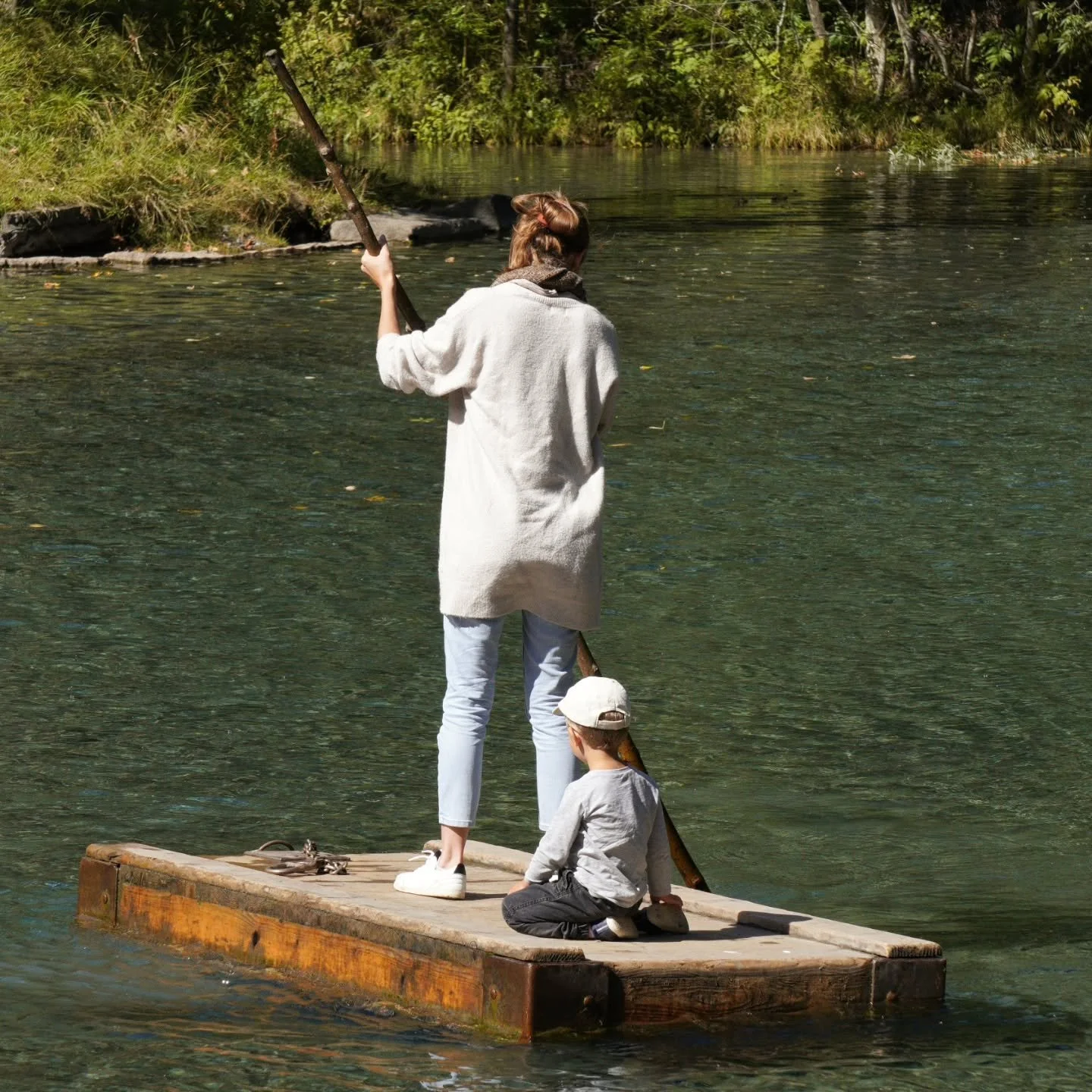 mengisch ischs mami-si astrengend aber mengisch isches au genau die 'pause', won ich bruch und mir debi hilft, wieder meh im moment z'lebe.
_

your children have important lessons to learn,&nbsp;
but even more important ones to teach.

what can they 