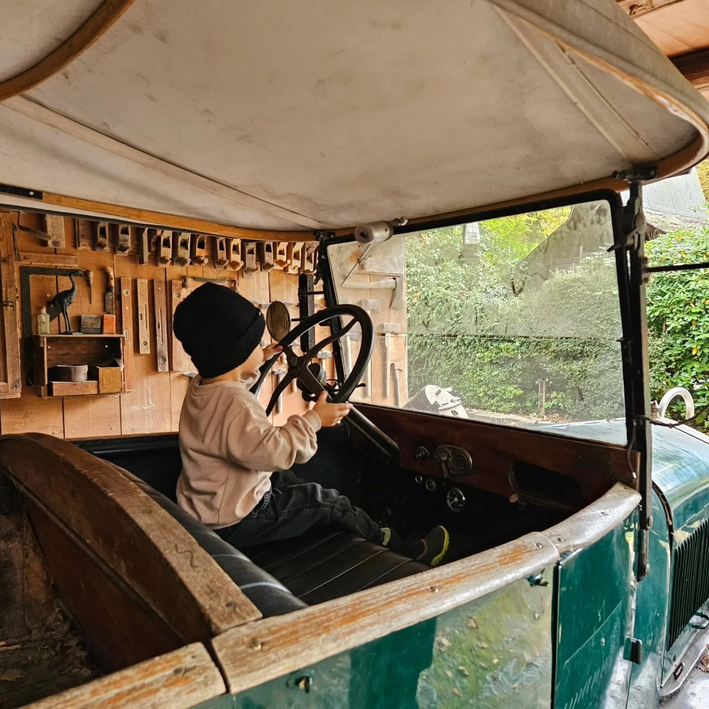 s&rsquo;mami-si het so viel verschiedeni site.&nbsp;
&nbsp;
es isch s&rsquo;sch&ouml;nste und s&rsquo;h&auml;rtiste, s&rsquo;normalste und s&rsquo;absurdiste, s&rsquo;eifachste und strengste, wo ich je gmacht han. es het s&rsquo;beste und au schlimms