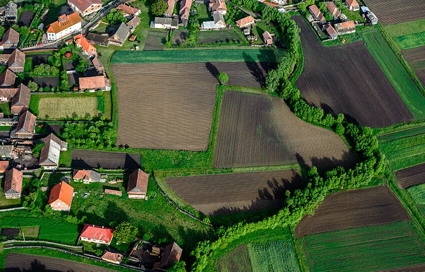 Land.jpg