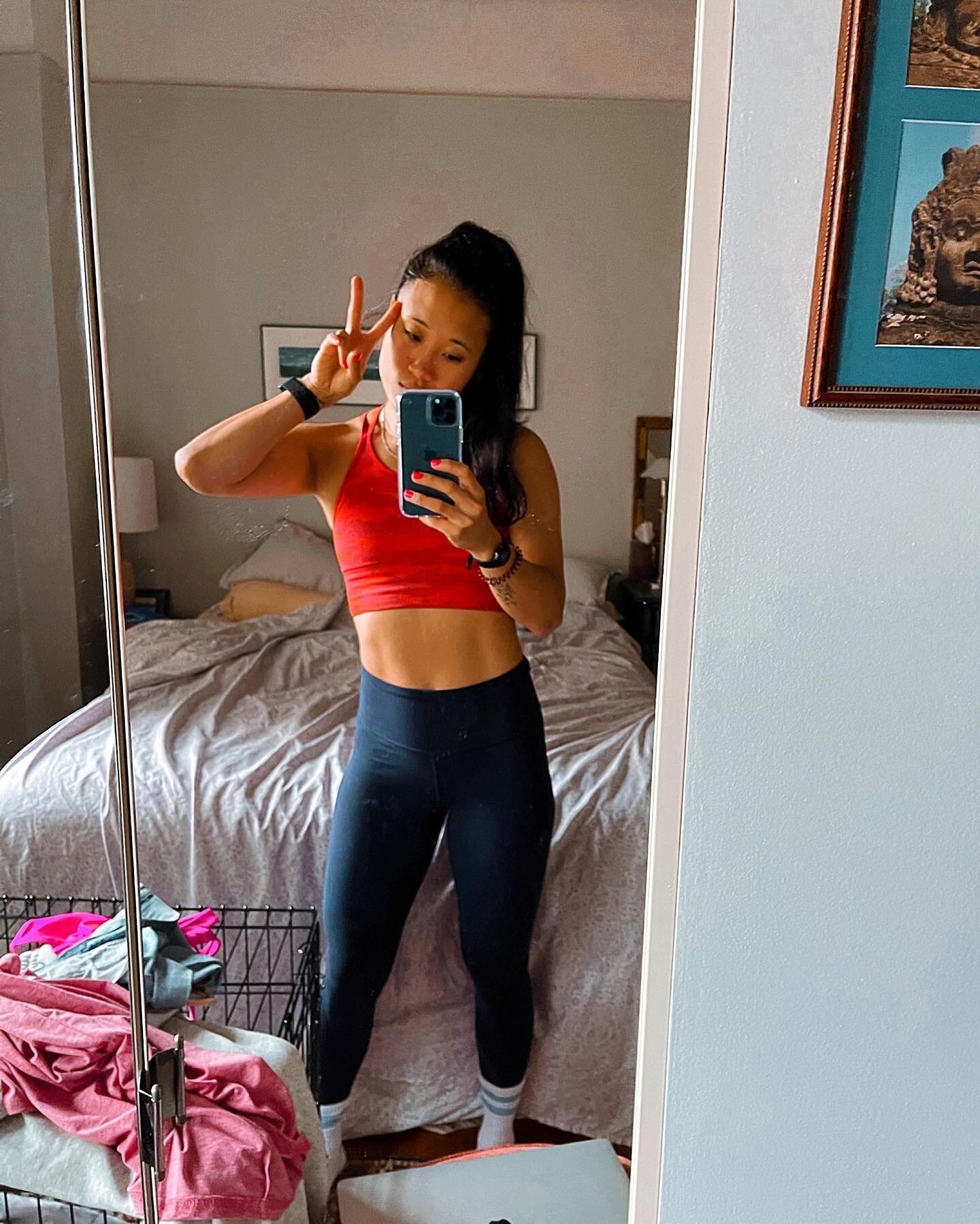 #sundaymotivation is where it&rsquo;s at. As a reminder that every day is a day to do what you want to do. A reminder that the weekend is made for fun, but so should every other day of the week. 

Get out of that &ldquo;cheat day&rdquo; mindset and j