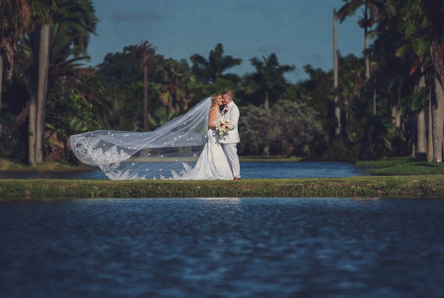 Lorena&Manny_W_Edits_0003.jpg