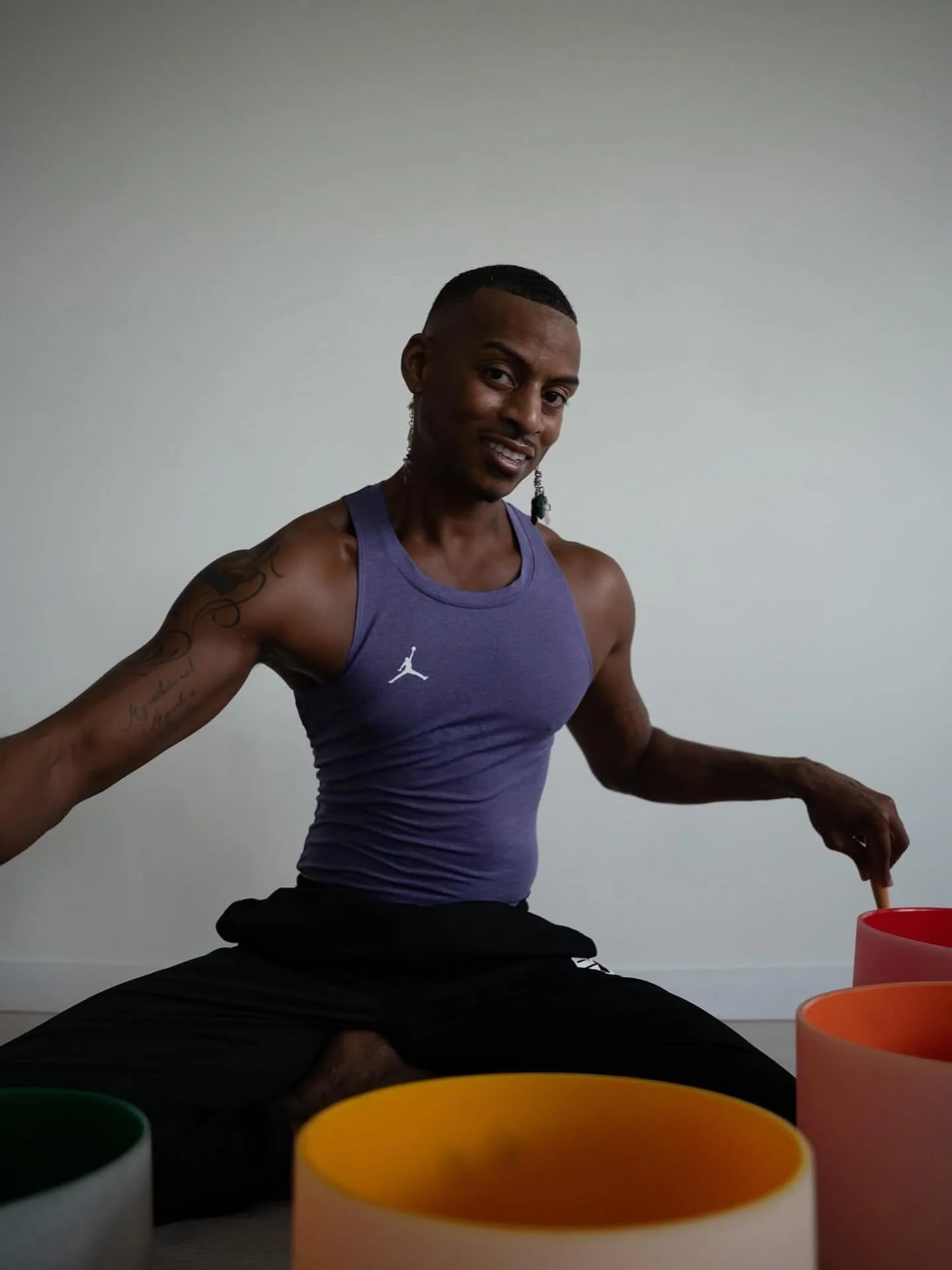 Tonight join @porc3lain for Sensual Vinyasa Flow! 8:00-9:15 PM This vinyasa flow will have all of the traditional asanas, but the approach to each movement will intentionally guide us to connect to pleasure through breath and movement.

This practice